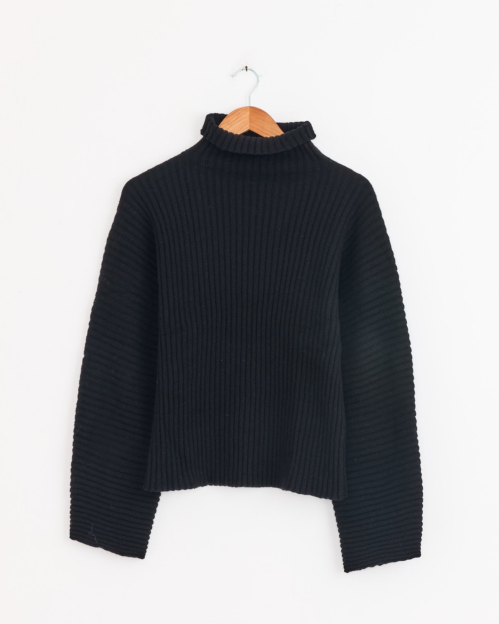 Kai Turtleneck in Black