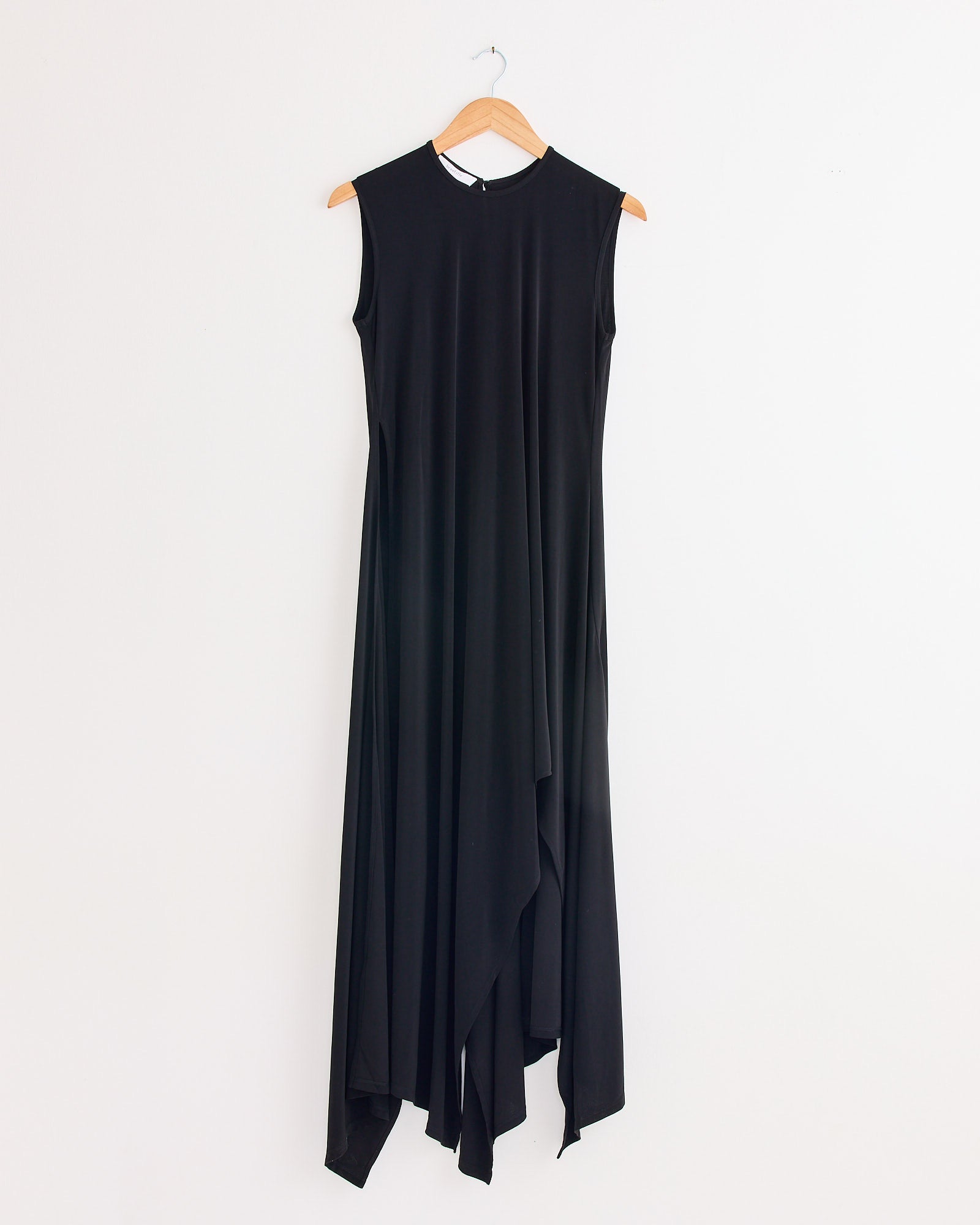 Hari Dress in Black