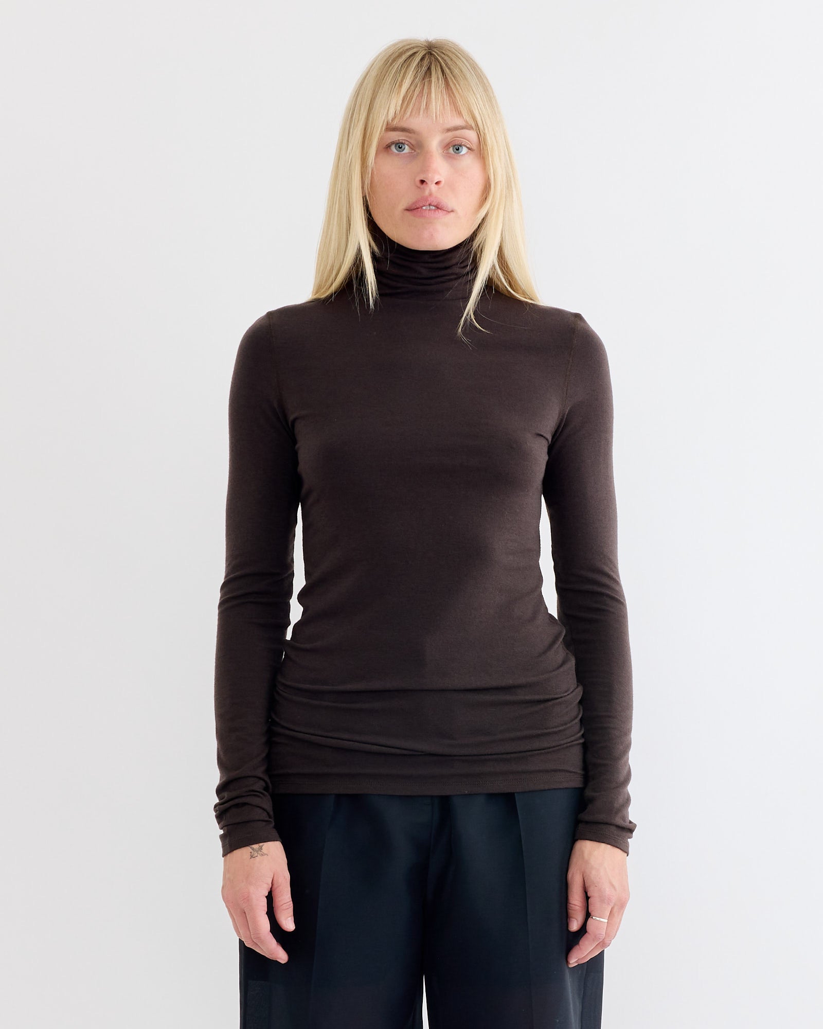 Turtle T-Shirt in Brown