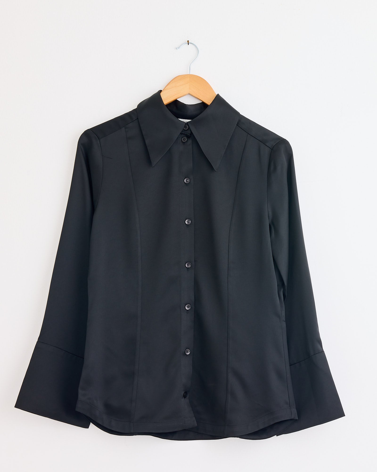 Rosiannas Satin Blouse in Black