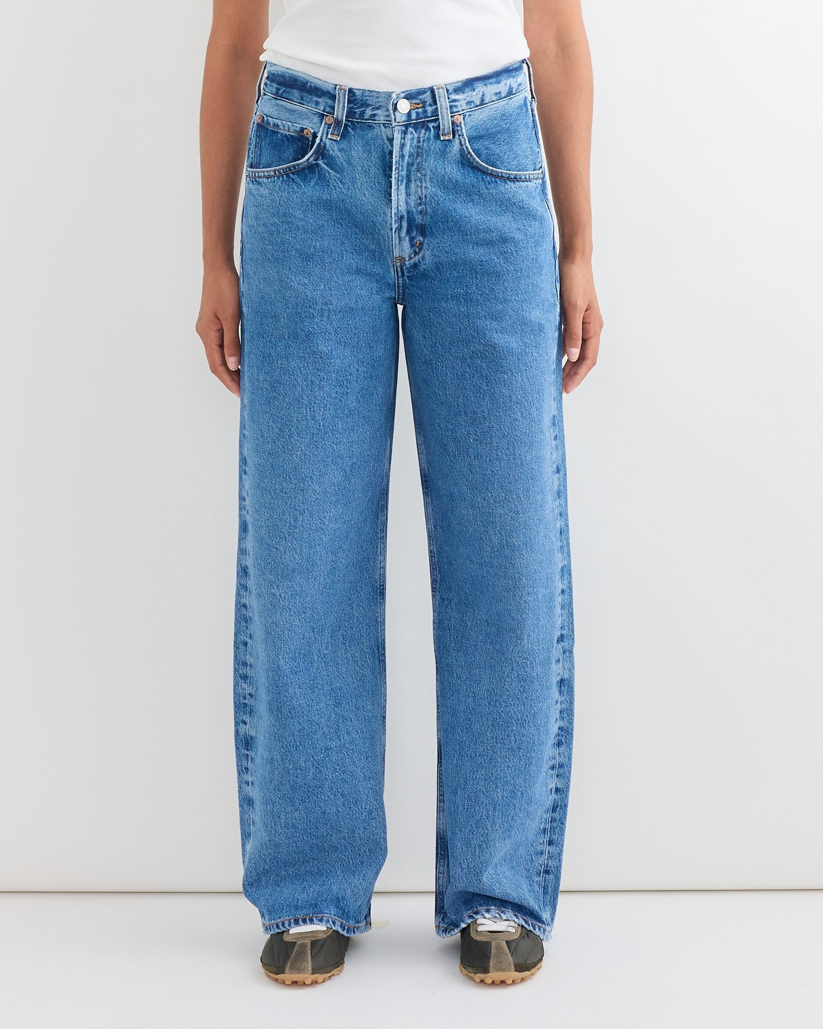 Low Curve Jean in Myth