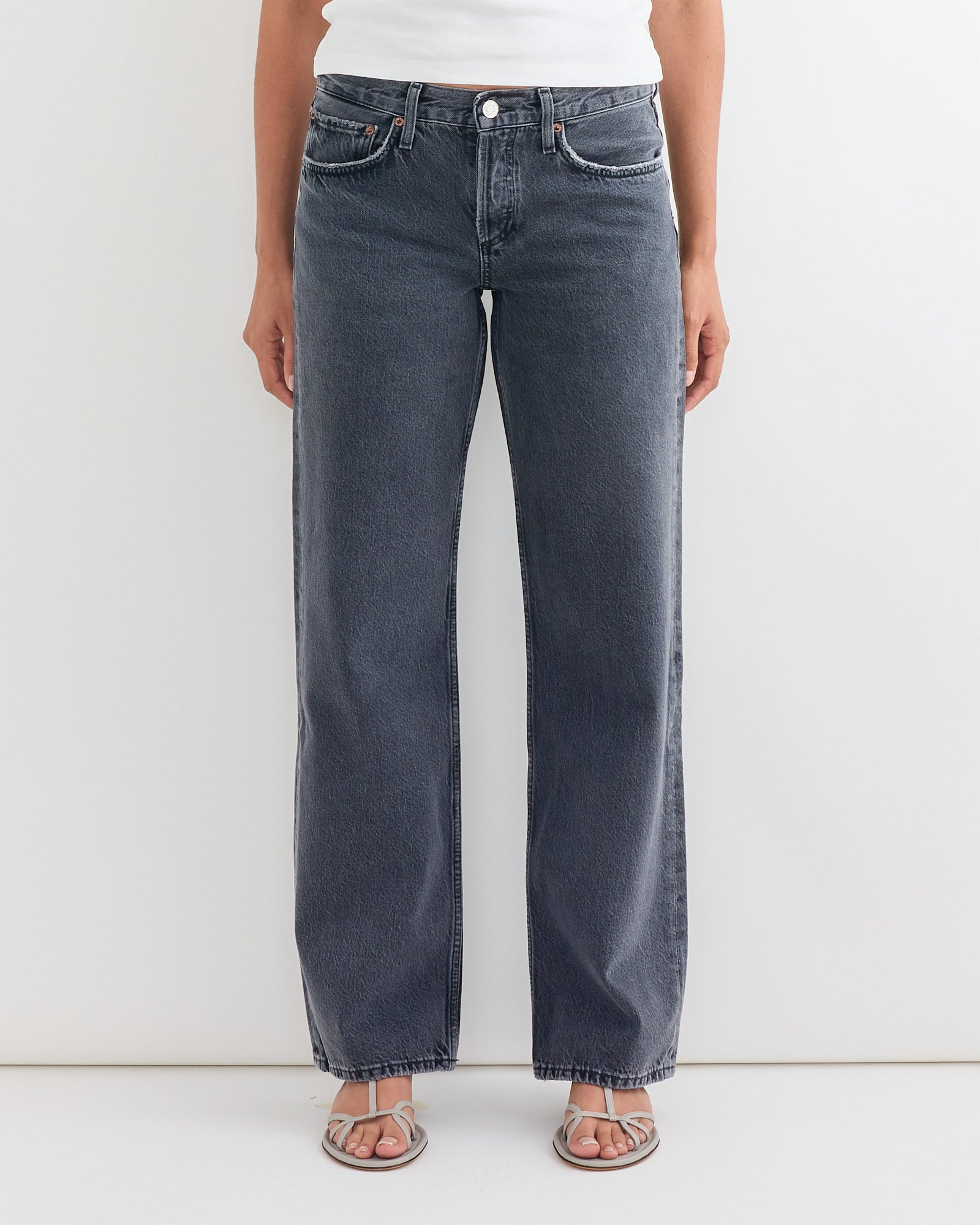 Low Rise Loose Jean in Symbolic