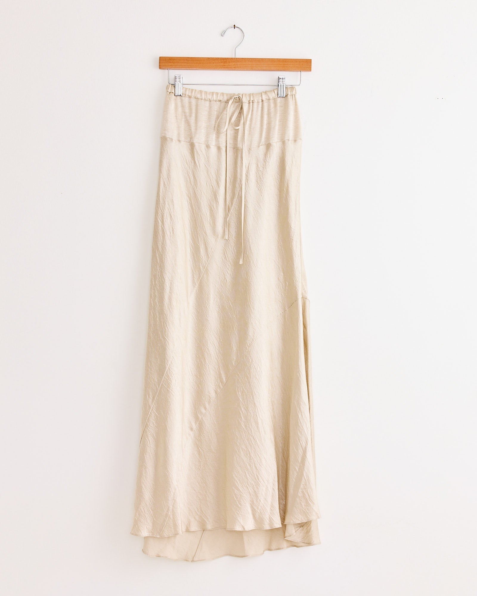 New Luster Skirt in Oyster