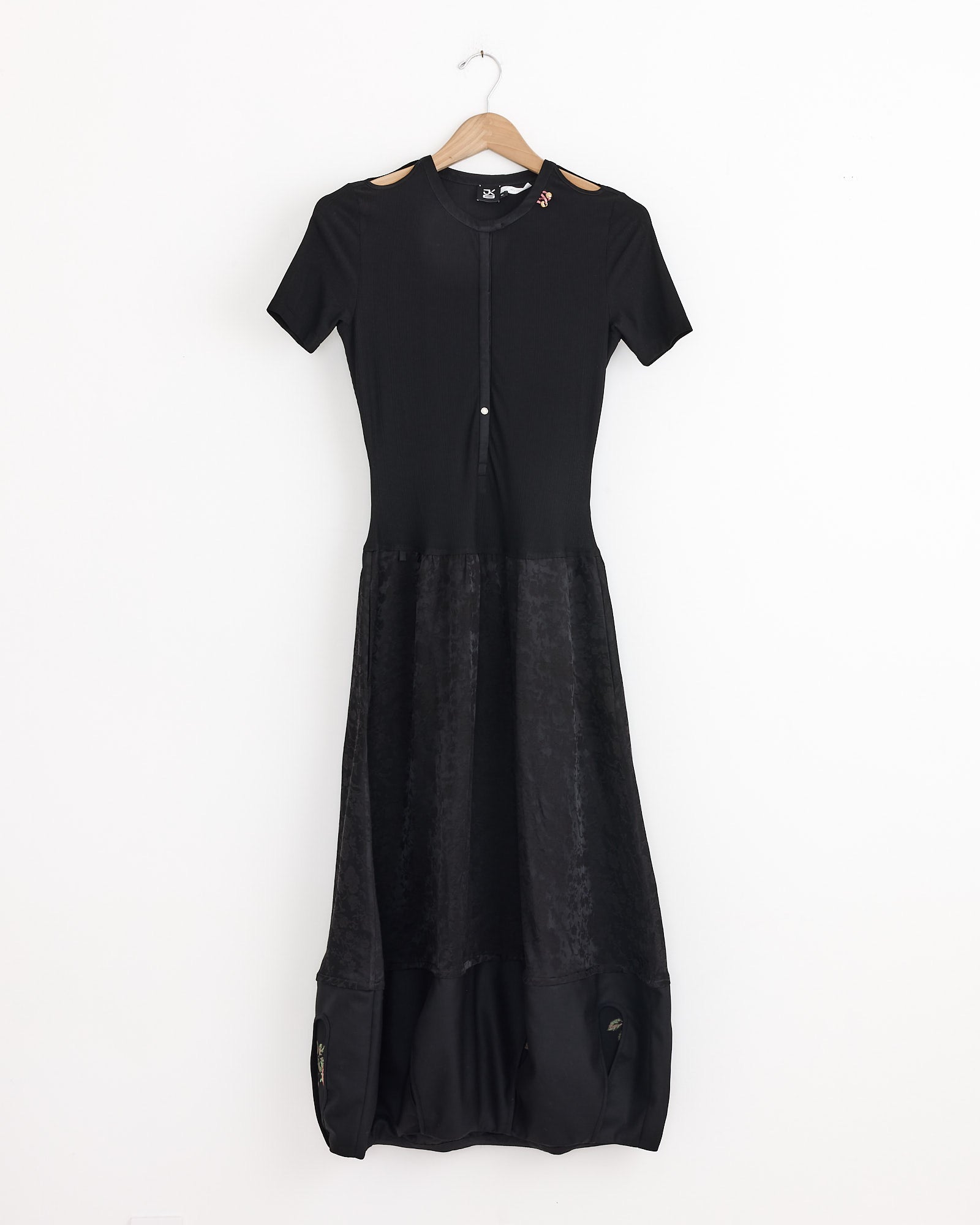 Rattle Dress in Black