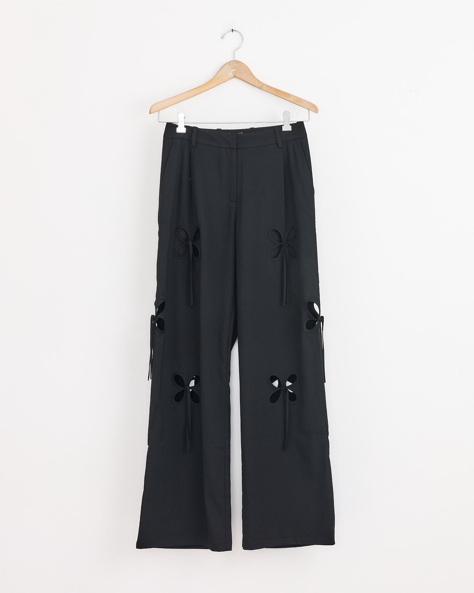 Petal Suiting Trouser in Black