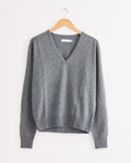 Cashmere Blend V-Neck Knit in Grey