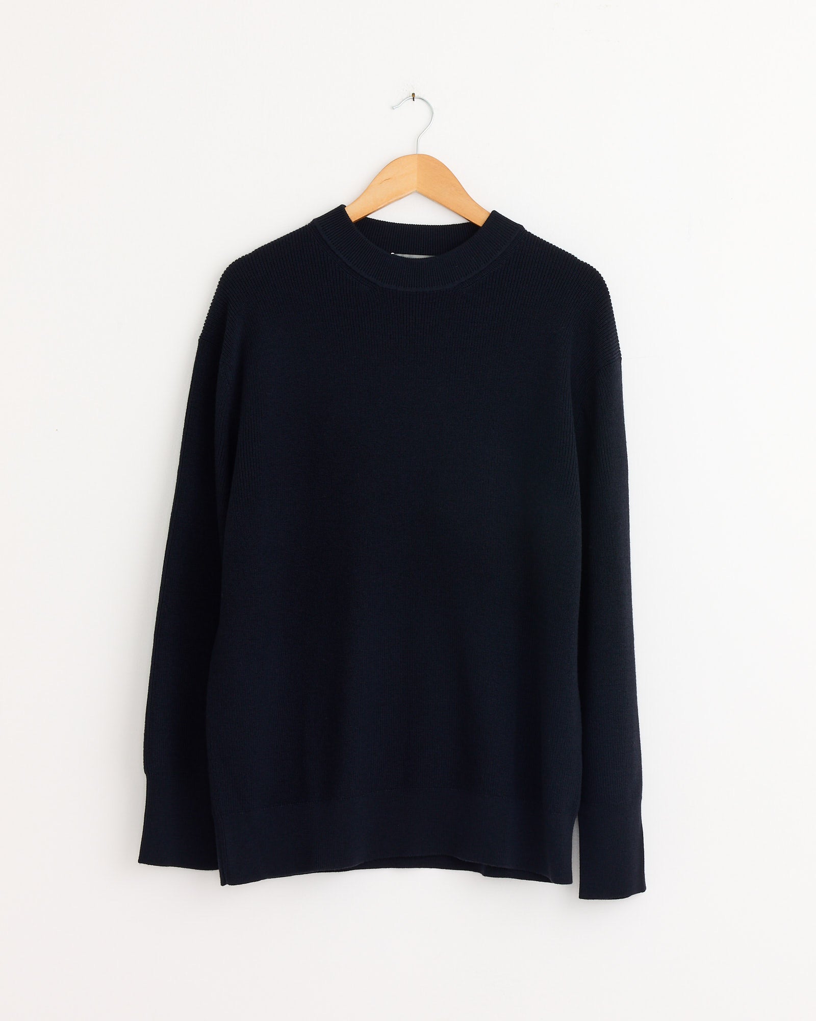 Fine Rib Merino Wool Crewneck in Ink