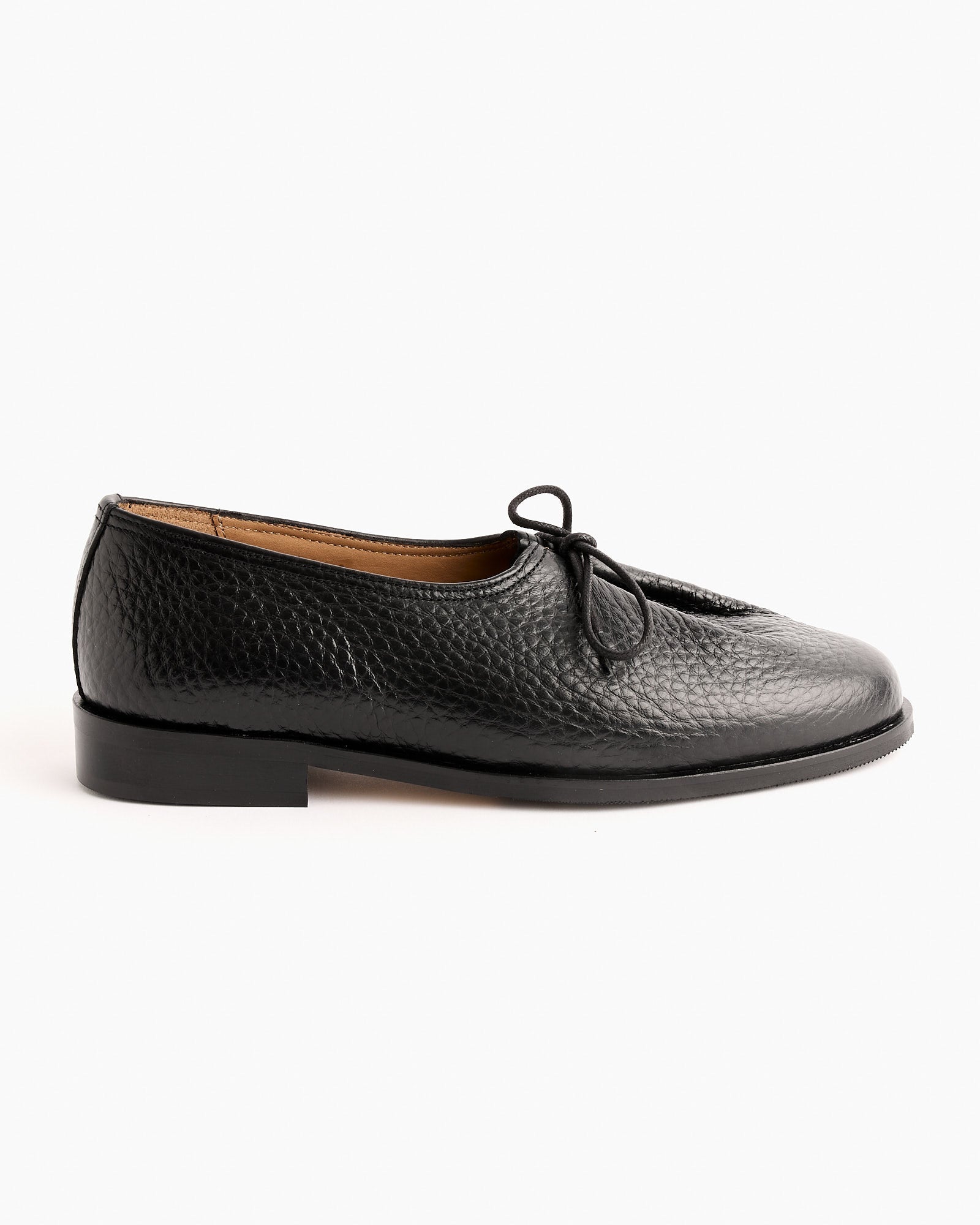 Matt Kilt Derby Shoe in Black