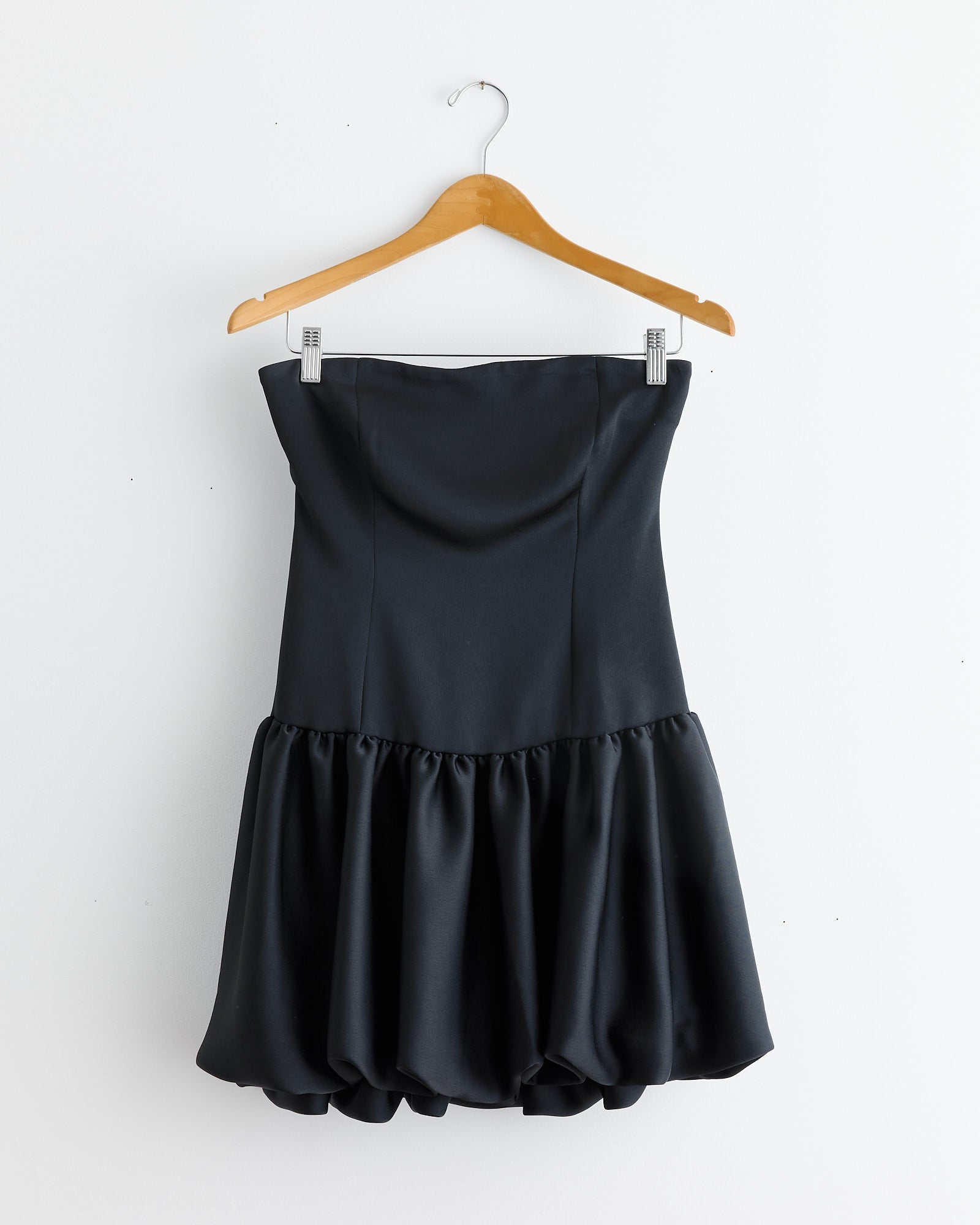 Maro Dress in Black
