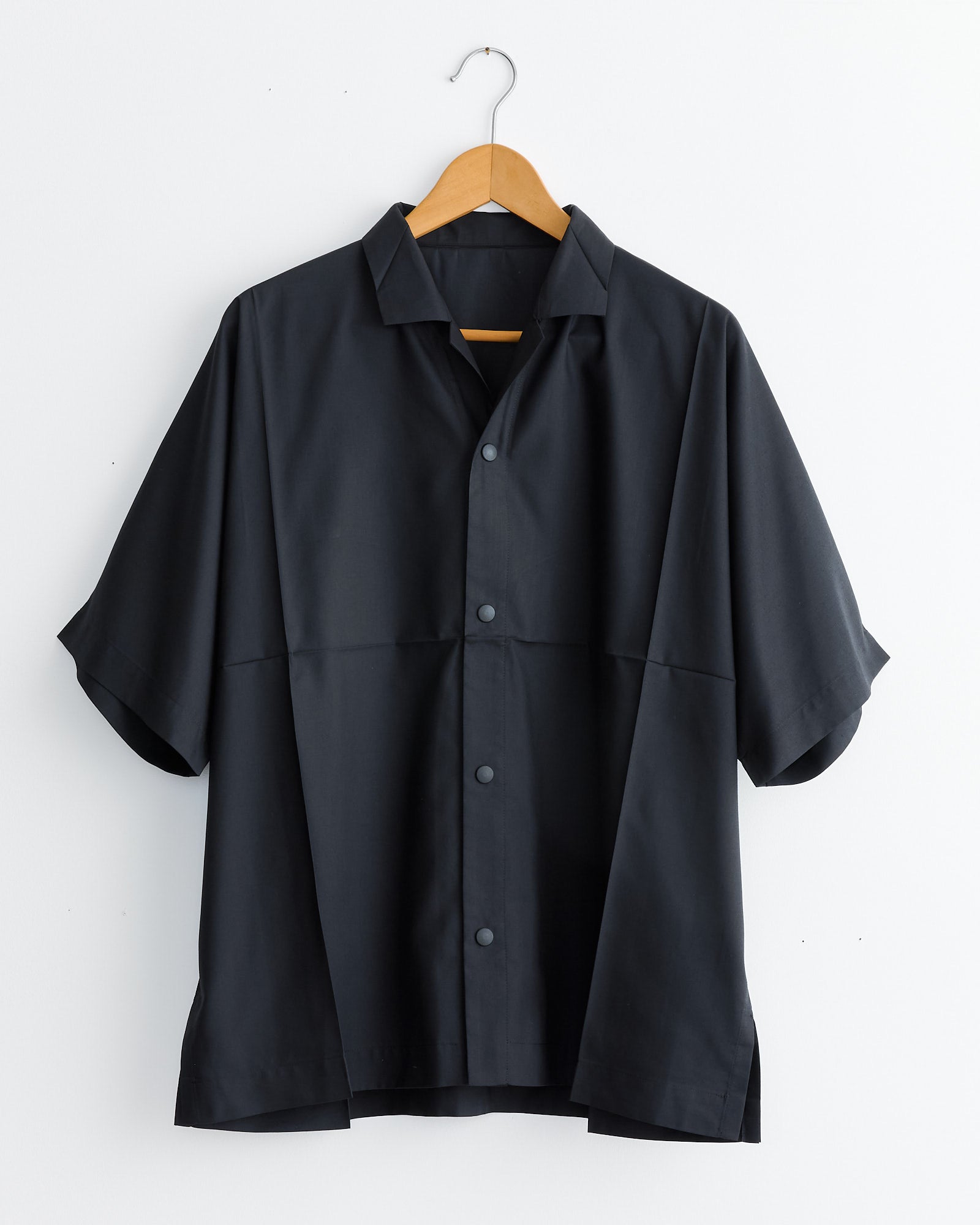Compact Shirt in Black