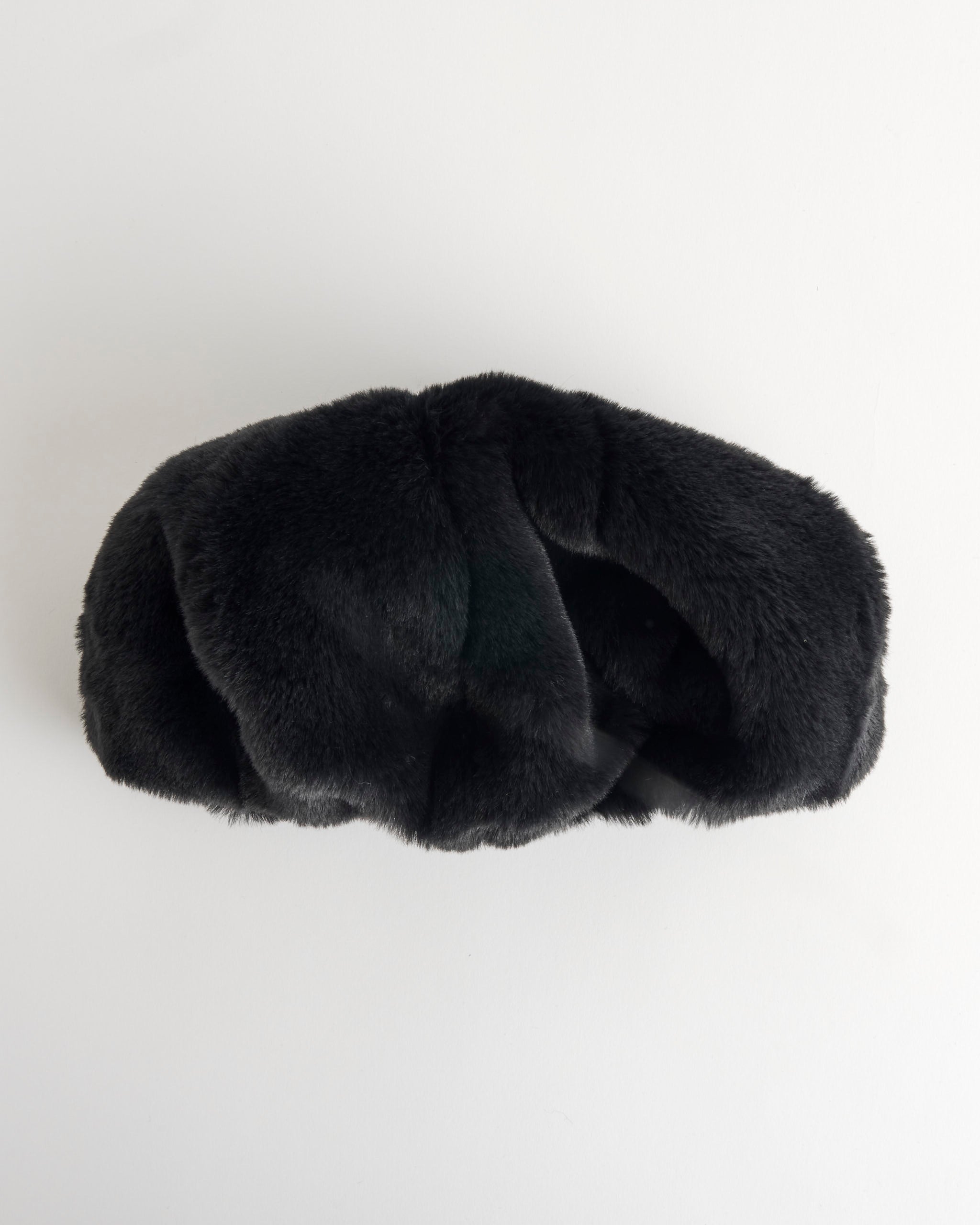 Faux Fur Beret in Black