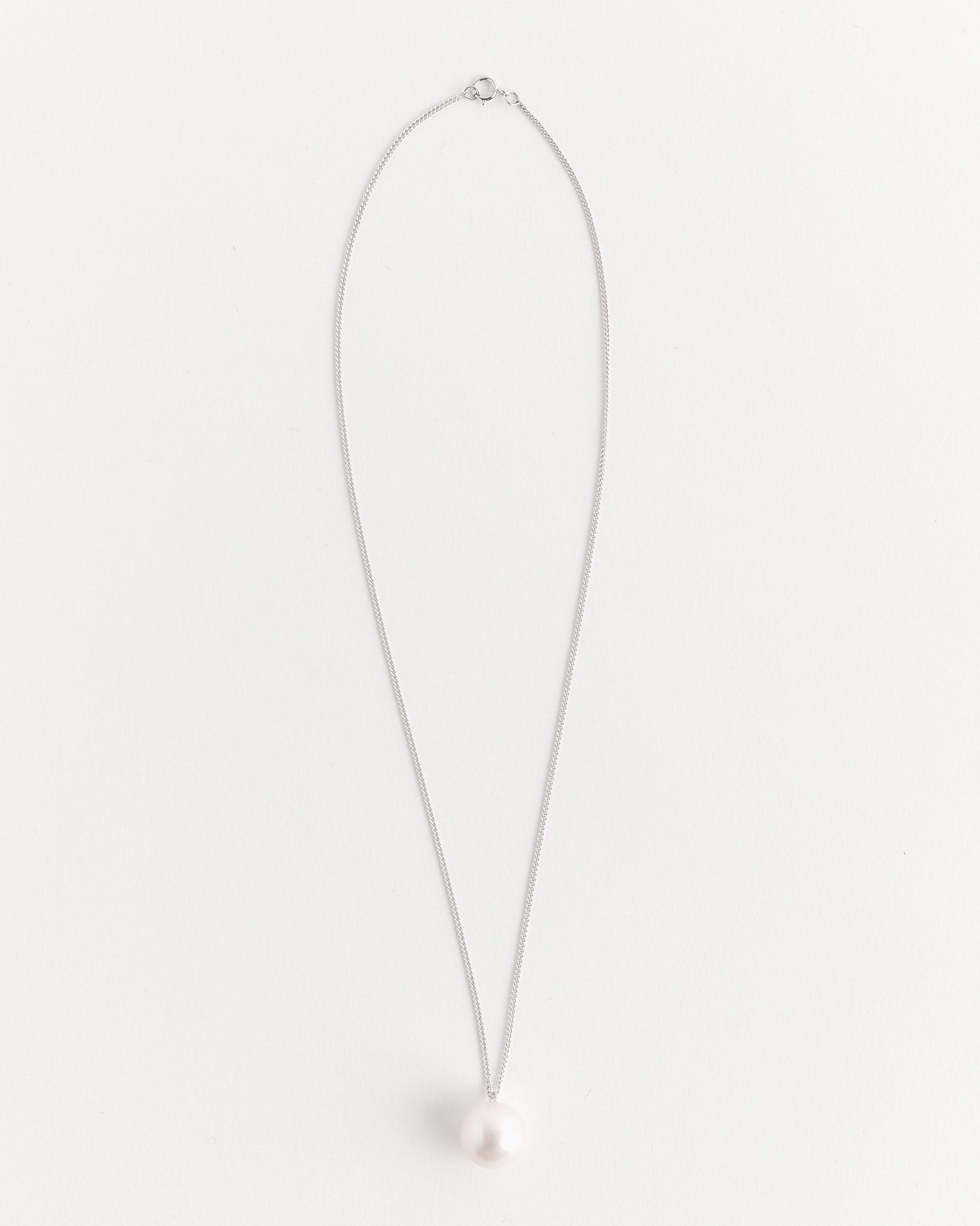 Floating Ancre Necklace