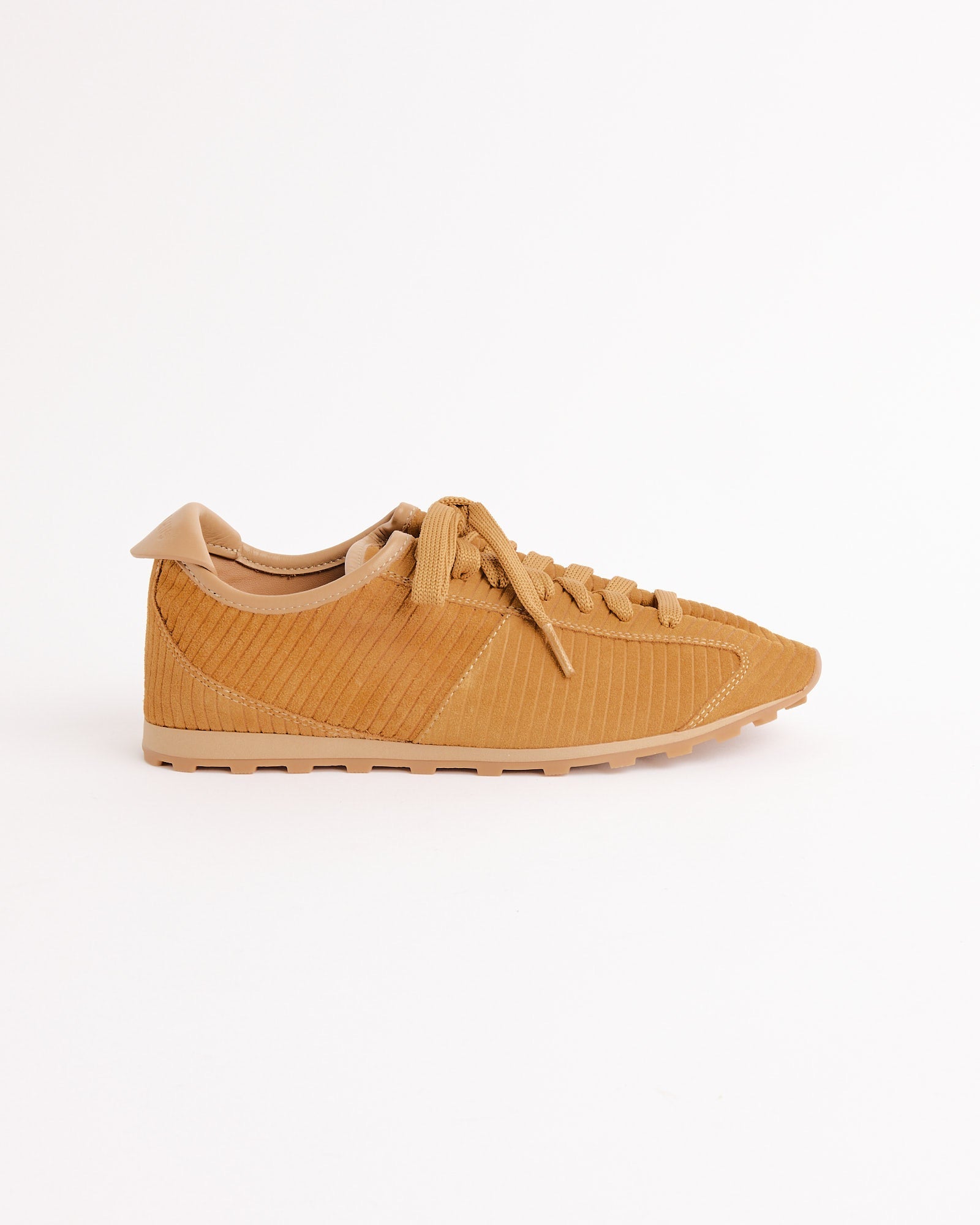 Les Tennis Shoes in Camel