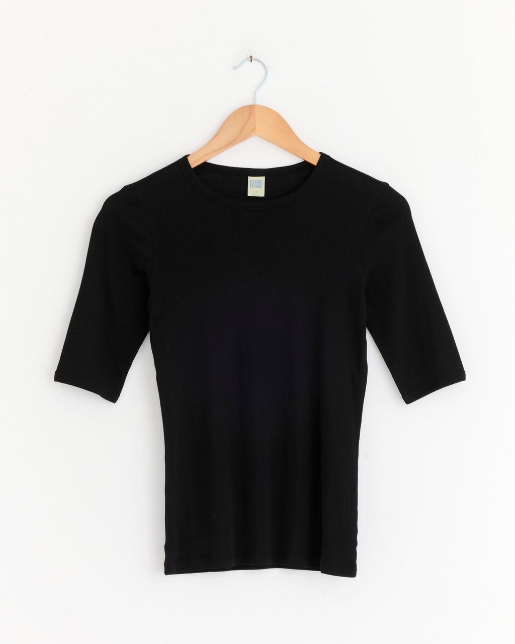 Anna Tee in Black