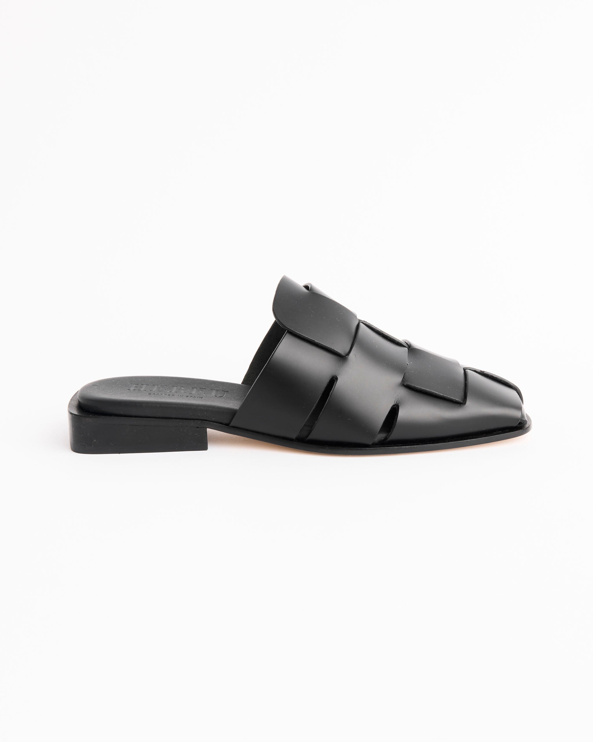 Coraia Mule in Black