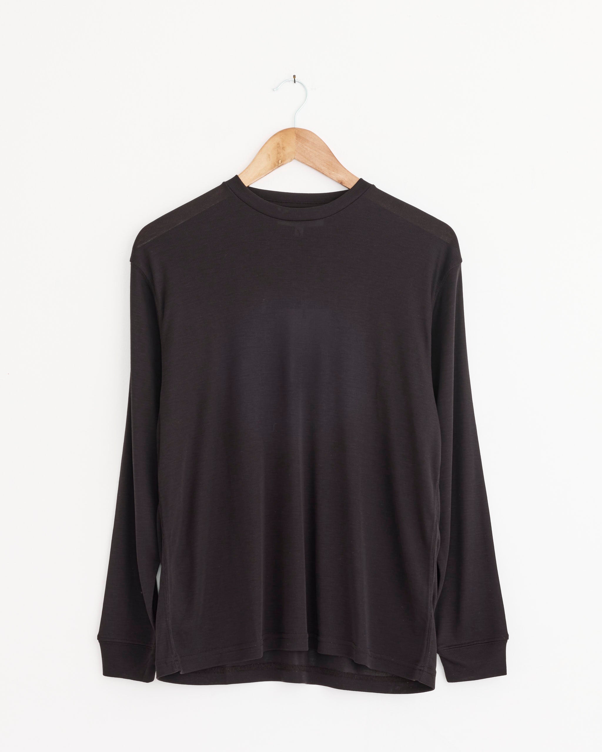 Simmons T-Shirt in Black Grape