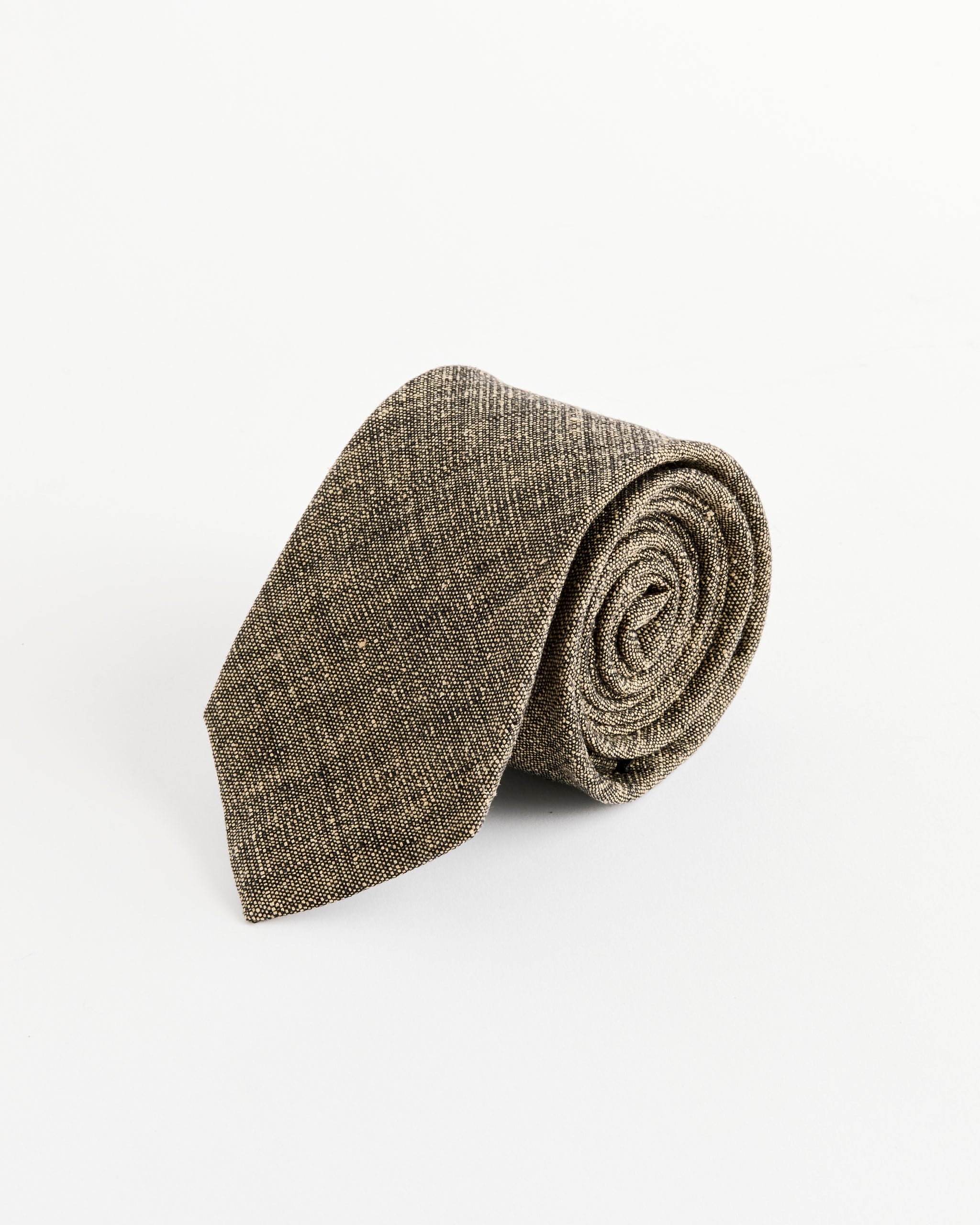 Tie in Deep Husk Soft Grain