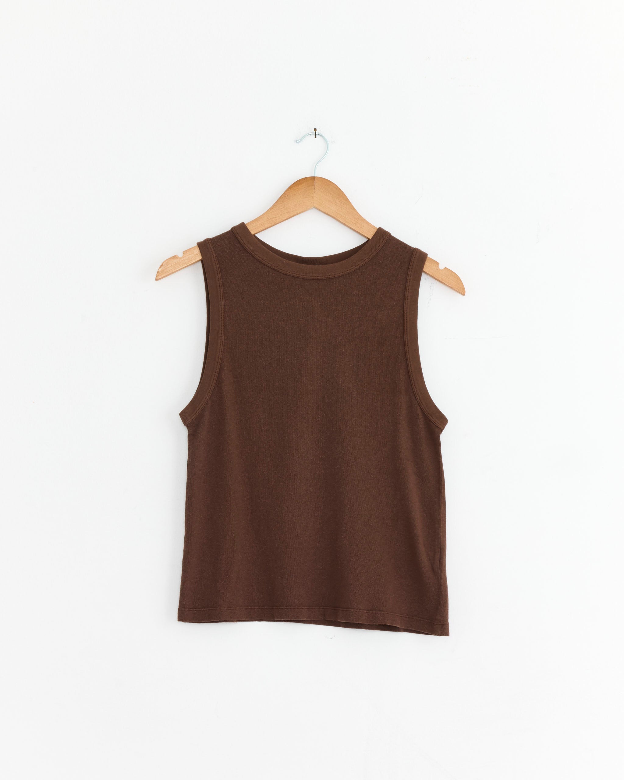 Johnny Tee in Aztek Brown