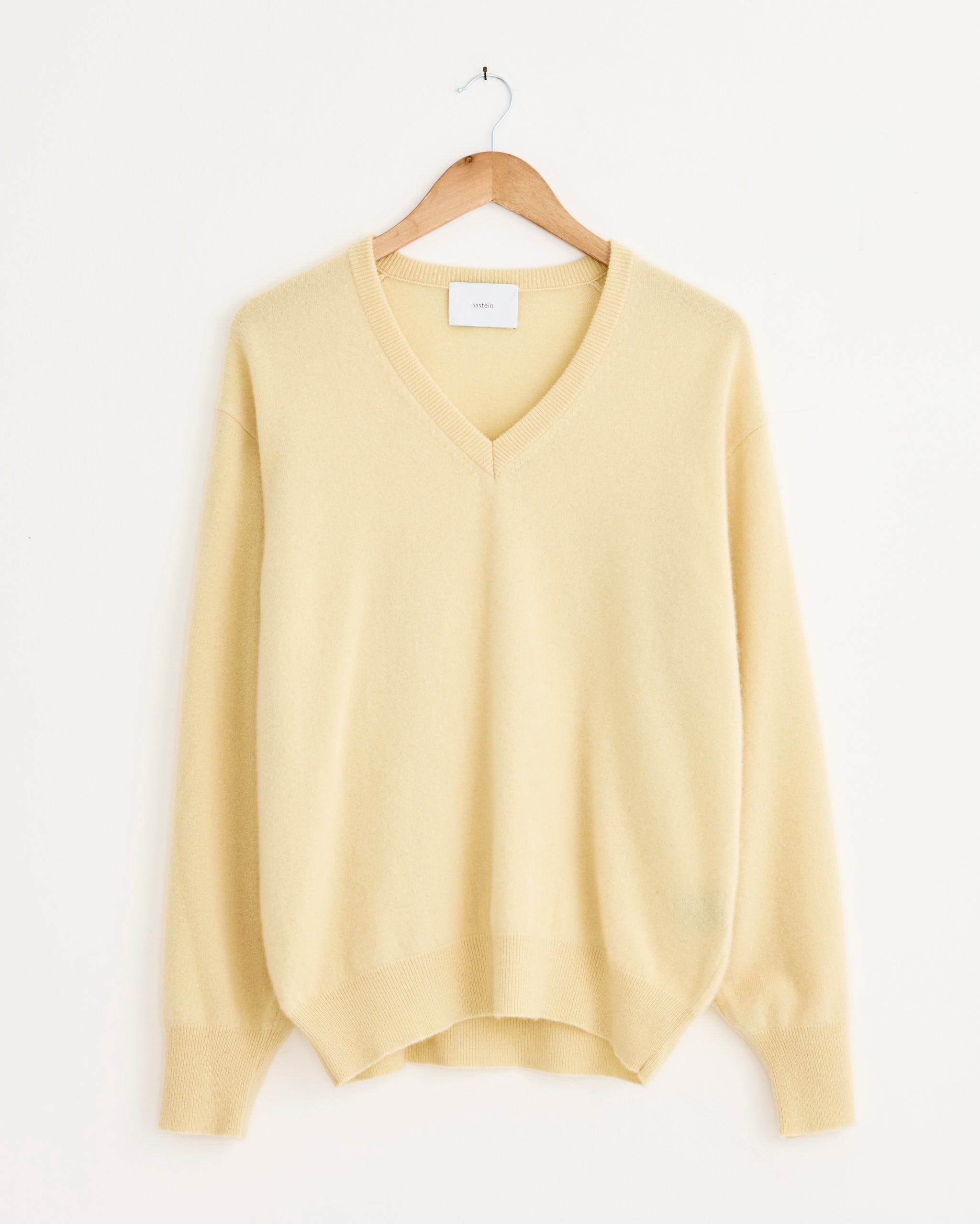 1474 Sweater in Yellow