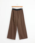 Contrast Waist Pant in Brown