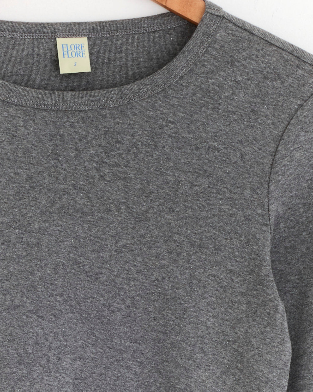 Olivia Long Sleeve Tee in Melee Grey