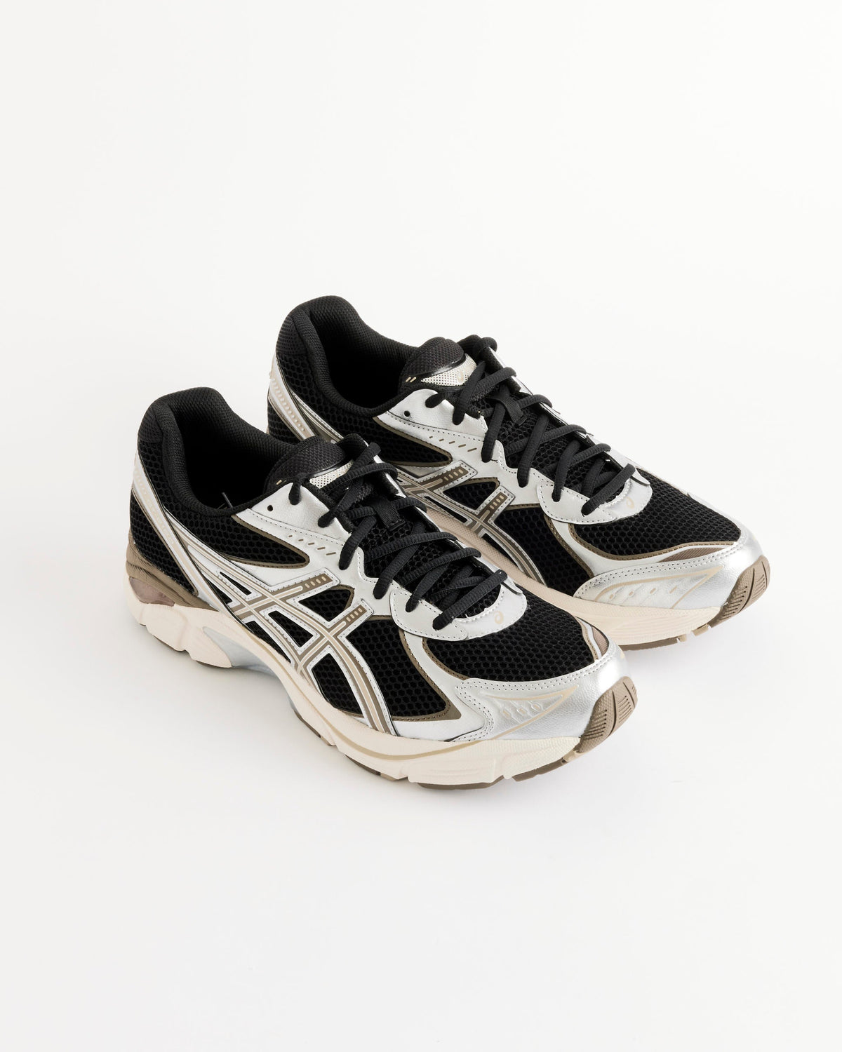 GT 2160 in Black/Driftwood