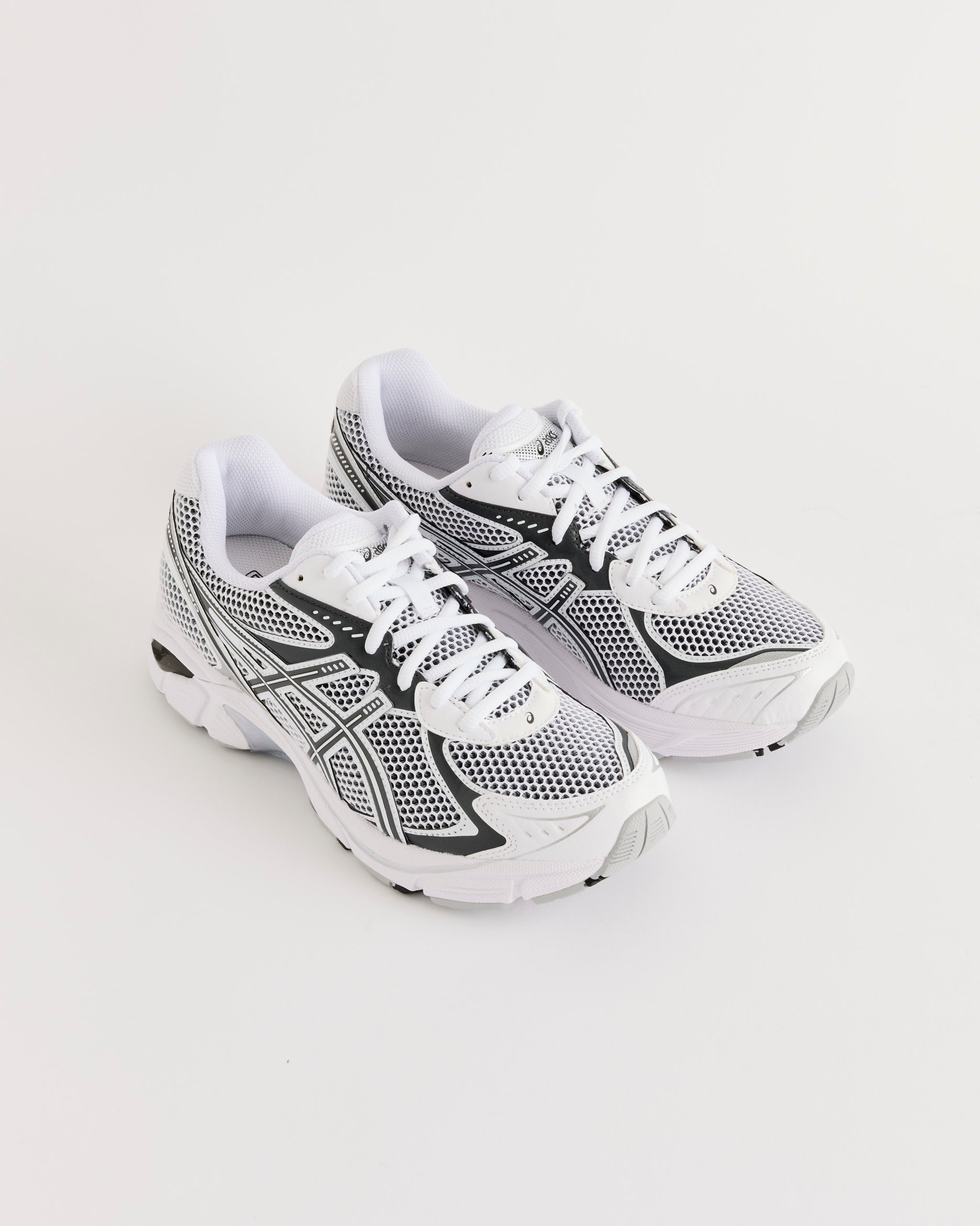 GT 2160 in White/Graphite Grey