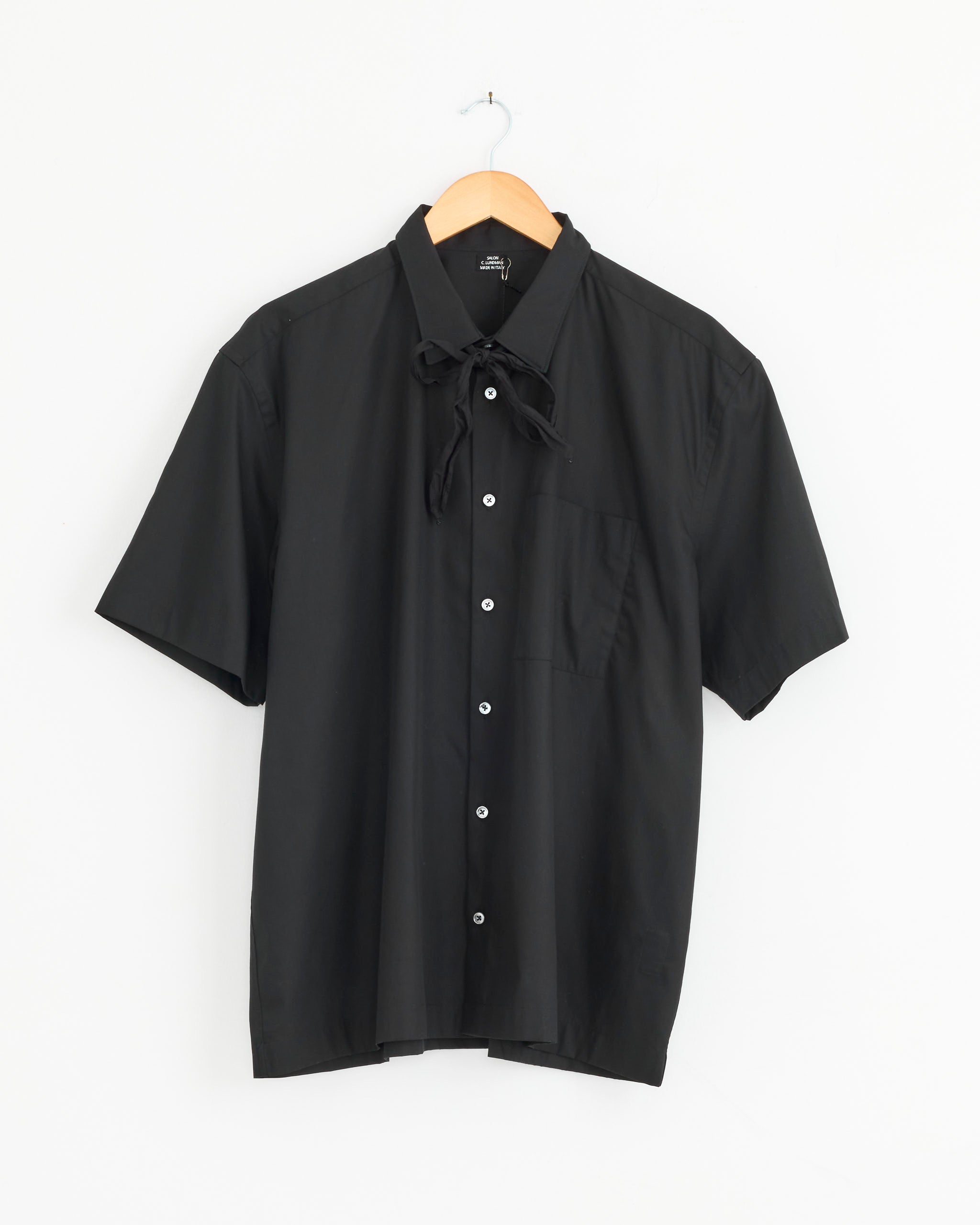Necklace Shirt in Black