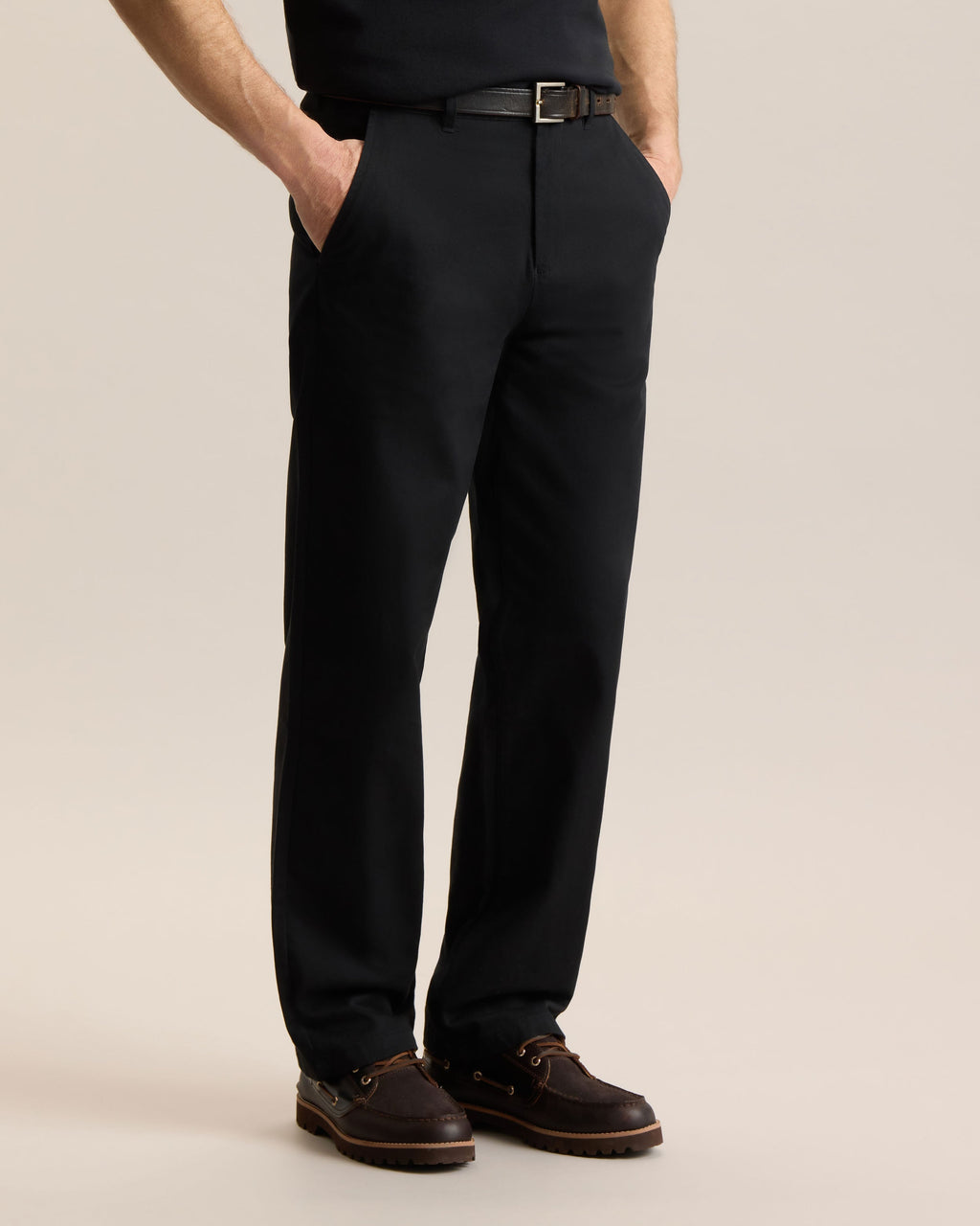 ESSENTIAL STRAIGHT PANT