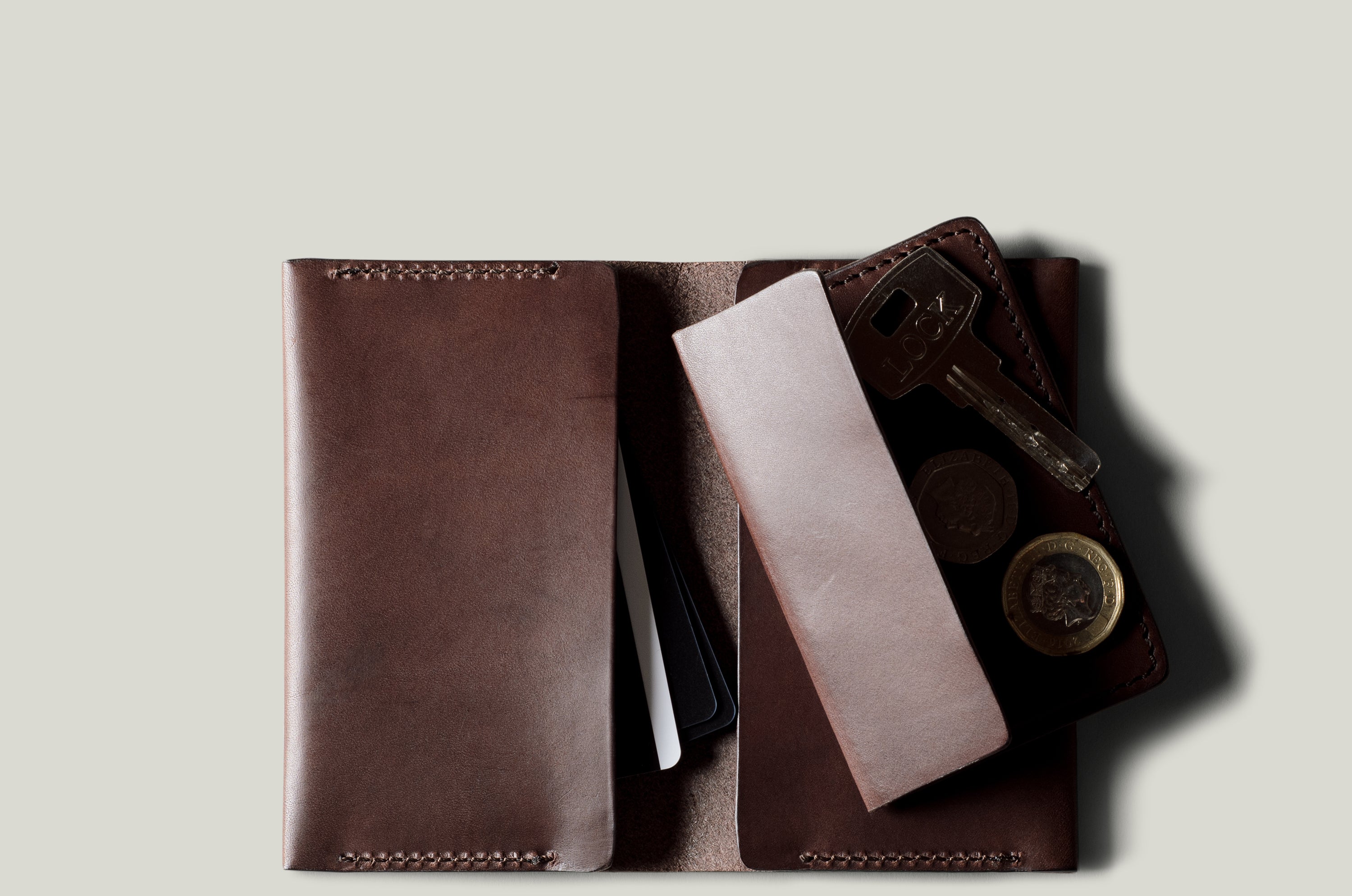 2 Trick Pony Card Wallet . Deep Brown
