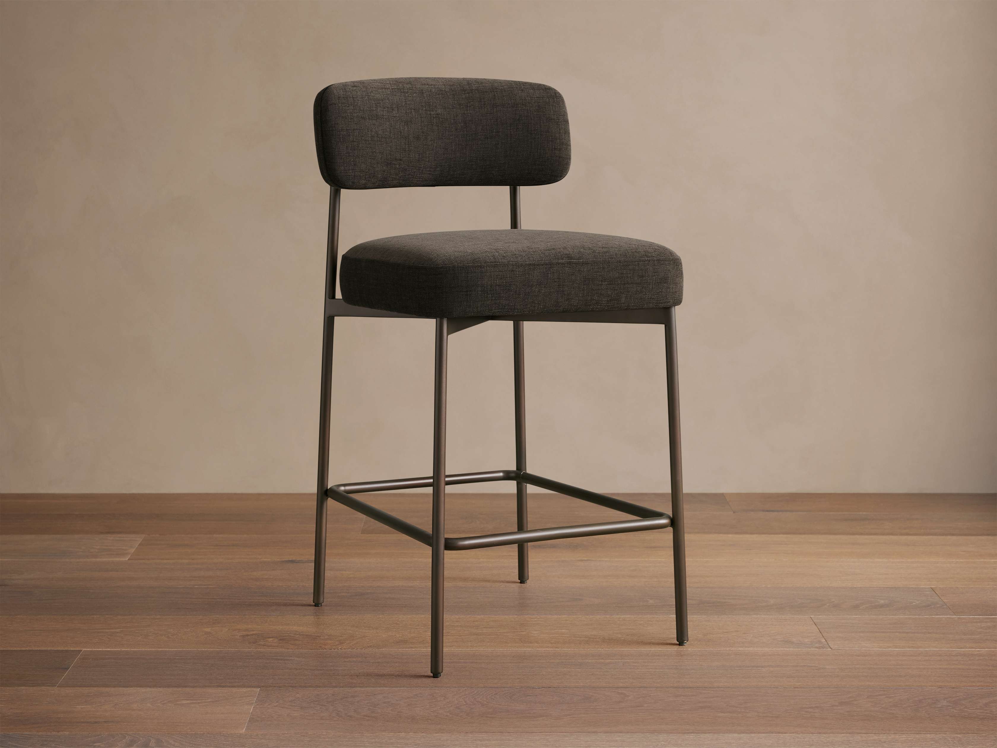 Billie Stool