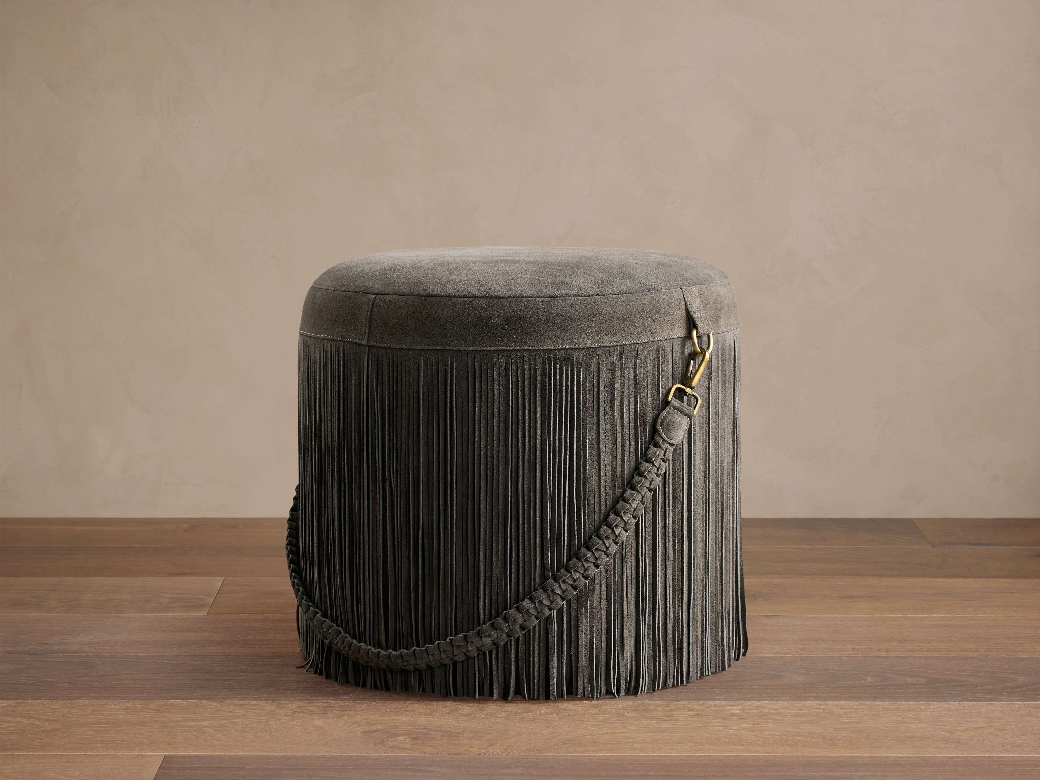 Inesse Fringe Pouf