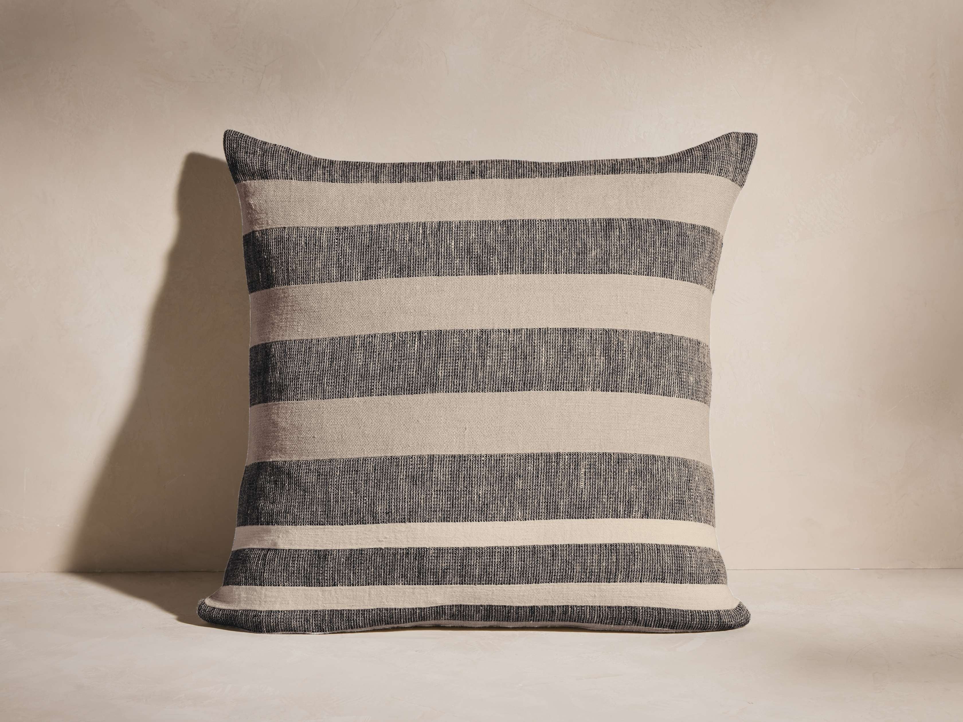 Ciscero Pillow
