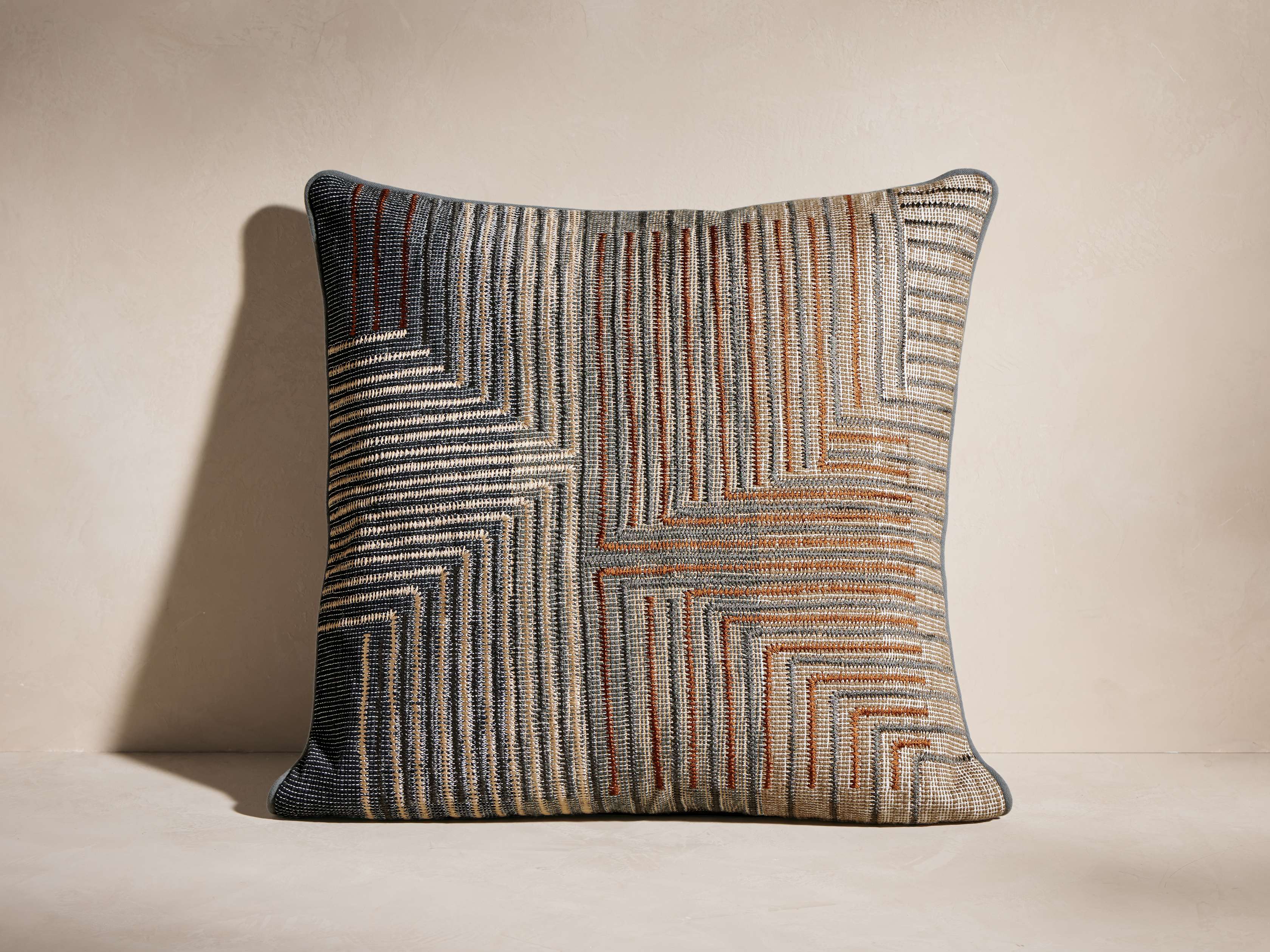 Dien Pillow Cover