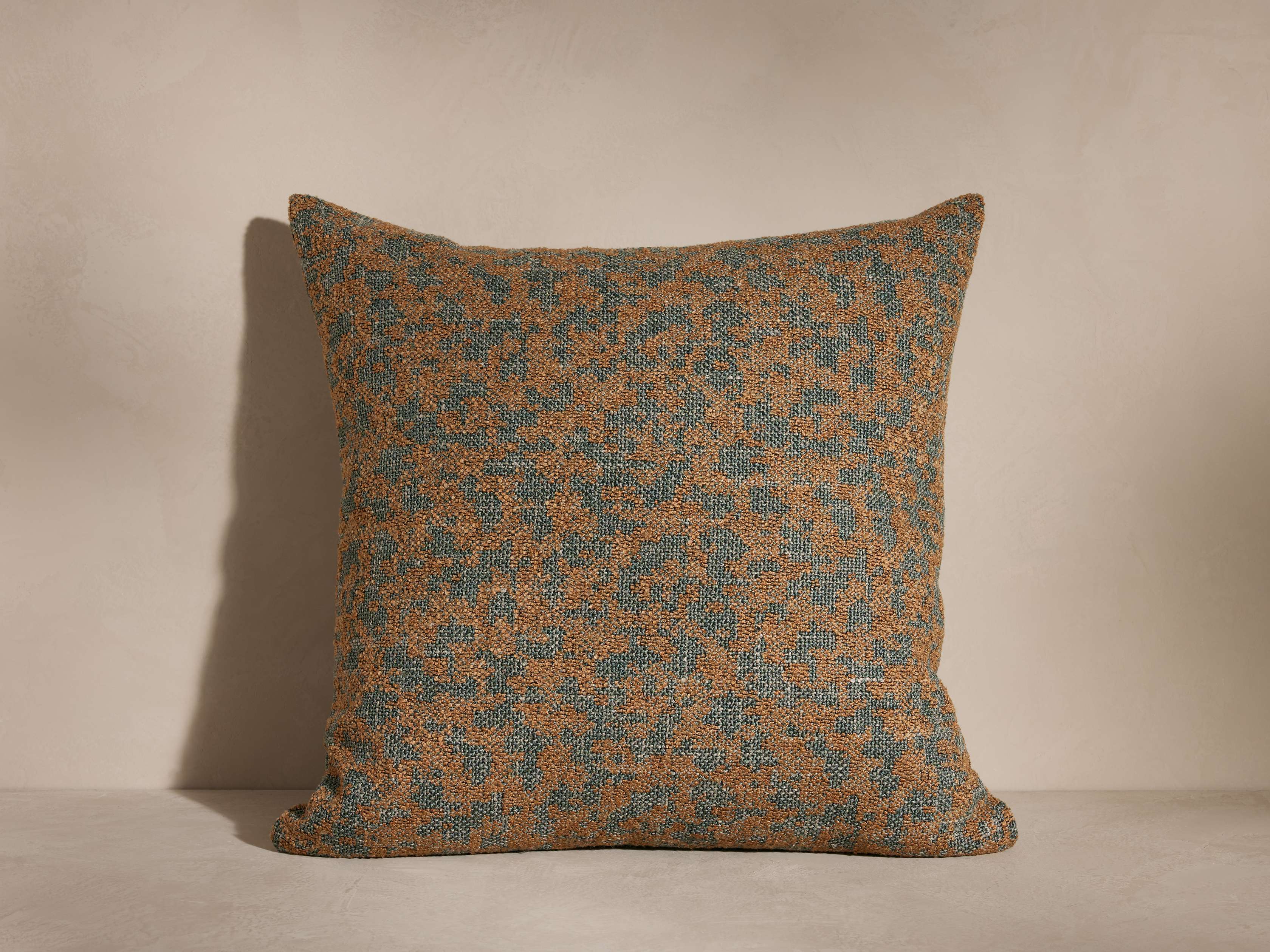 Eloise Pillow