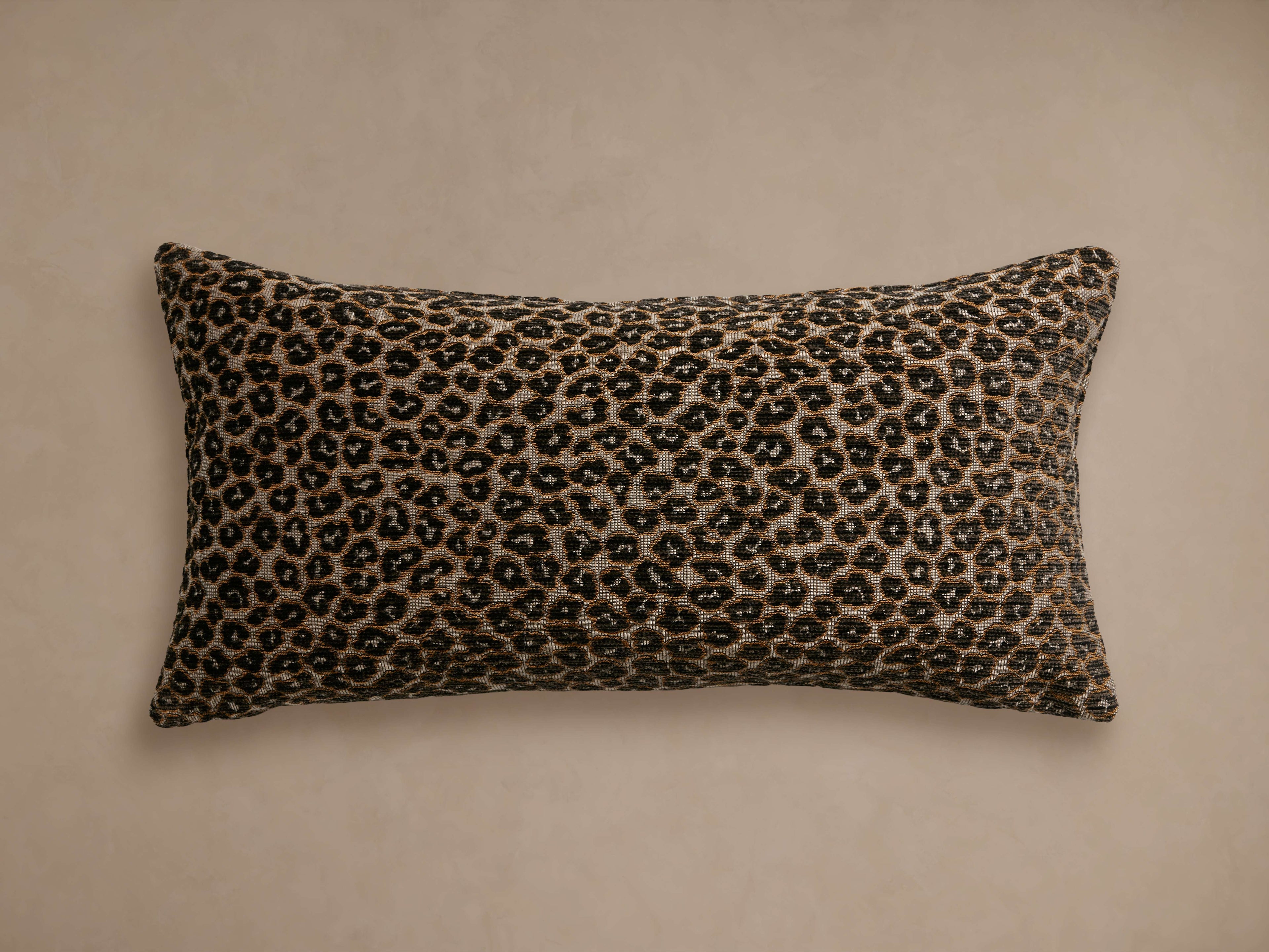 Leonie Lumbar Pillow