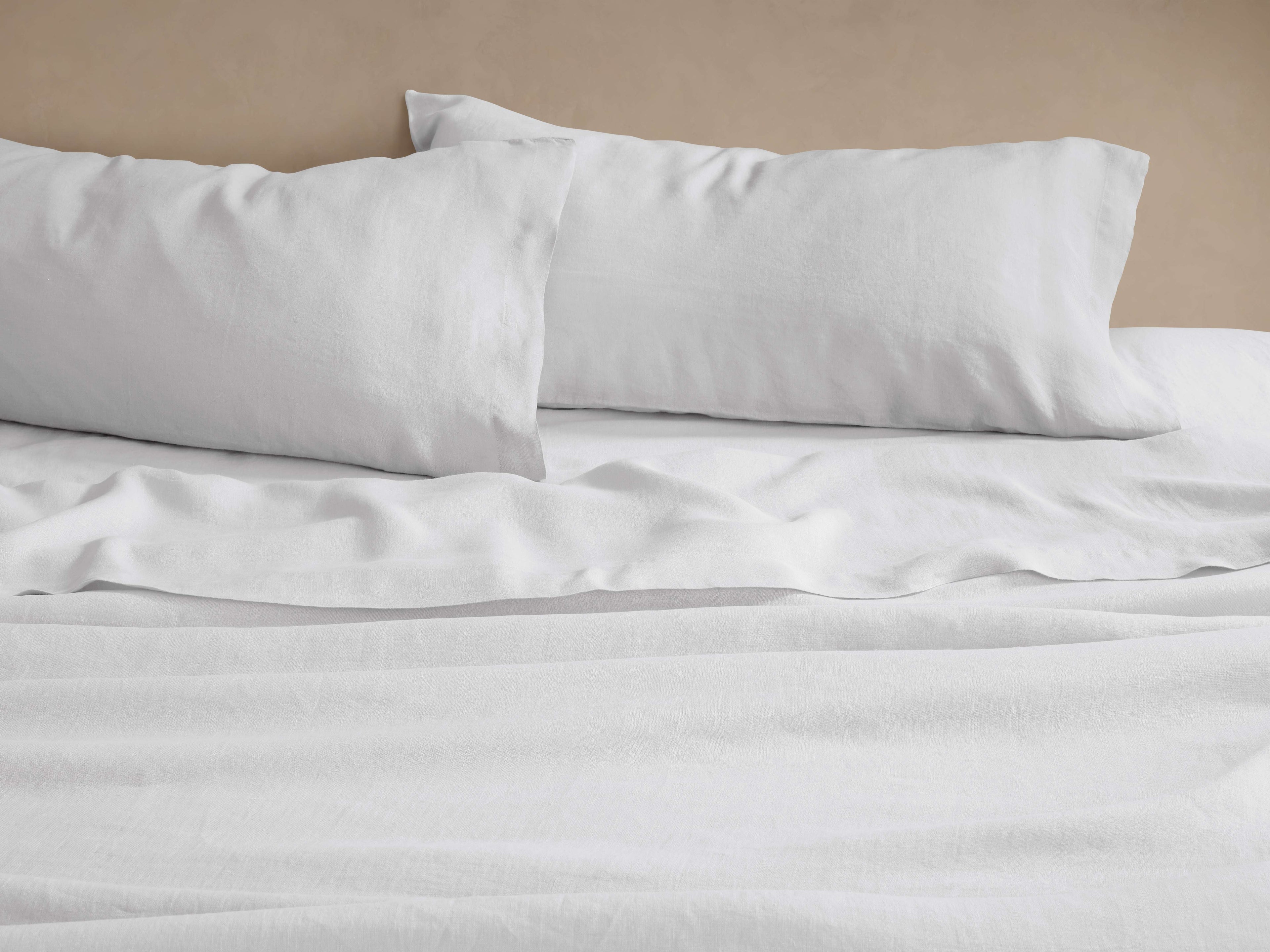 Italian Garment-Dyed Linen Sheet Set