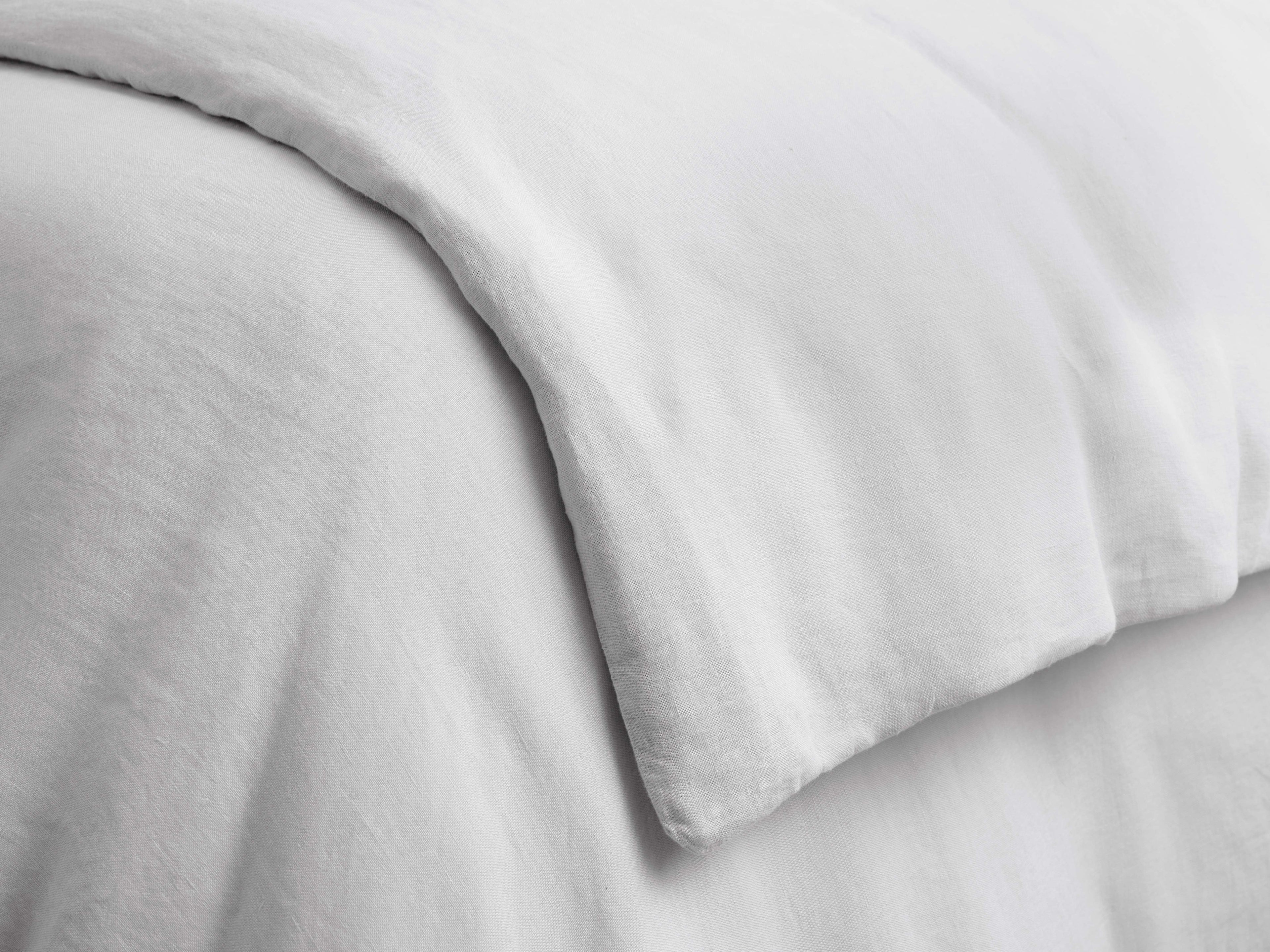 Italian Garment-Dyed Linen Duvet