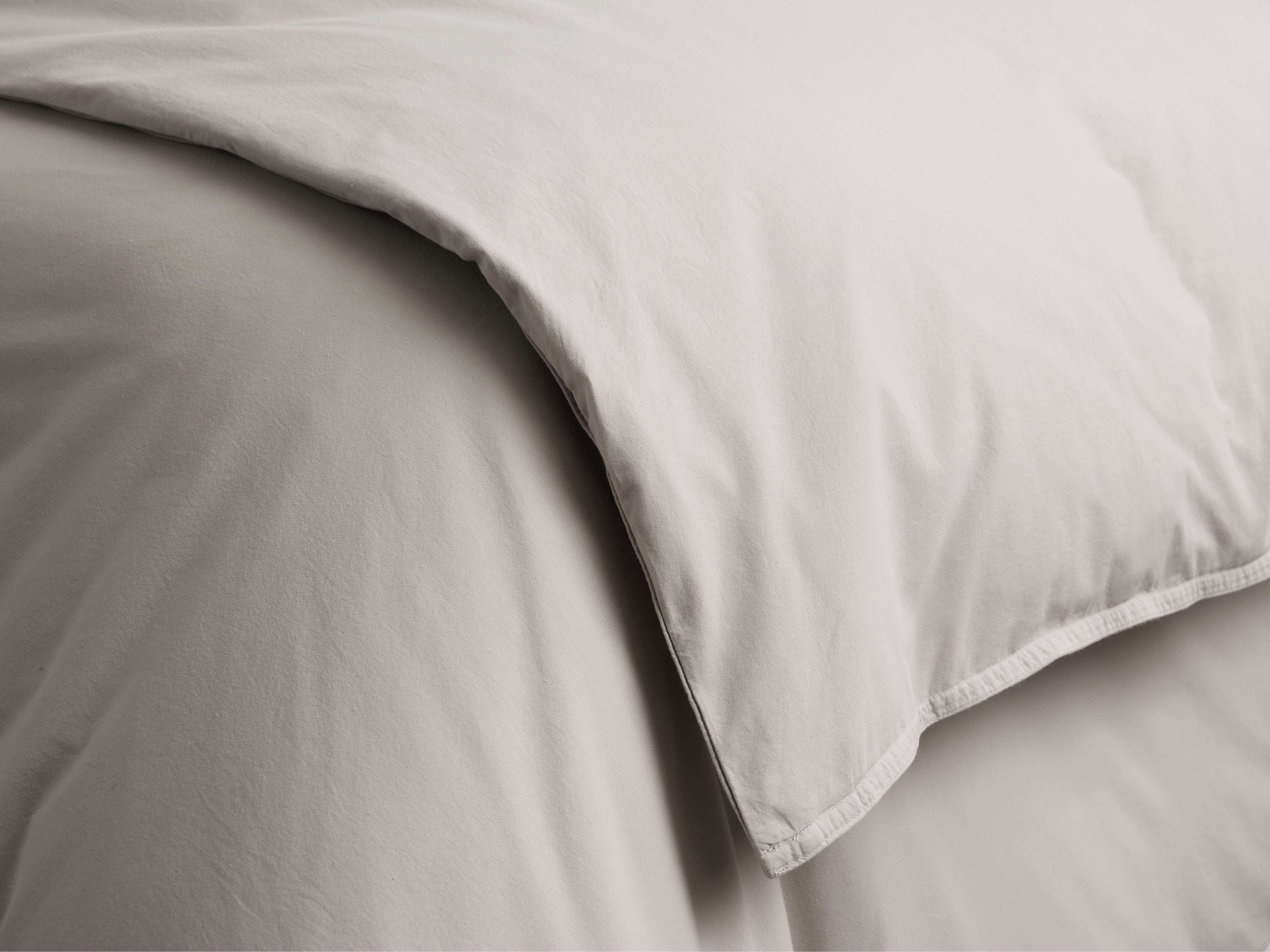 Italian Garment-Dyed Percale Duvet in Natural