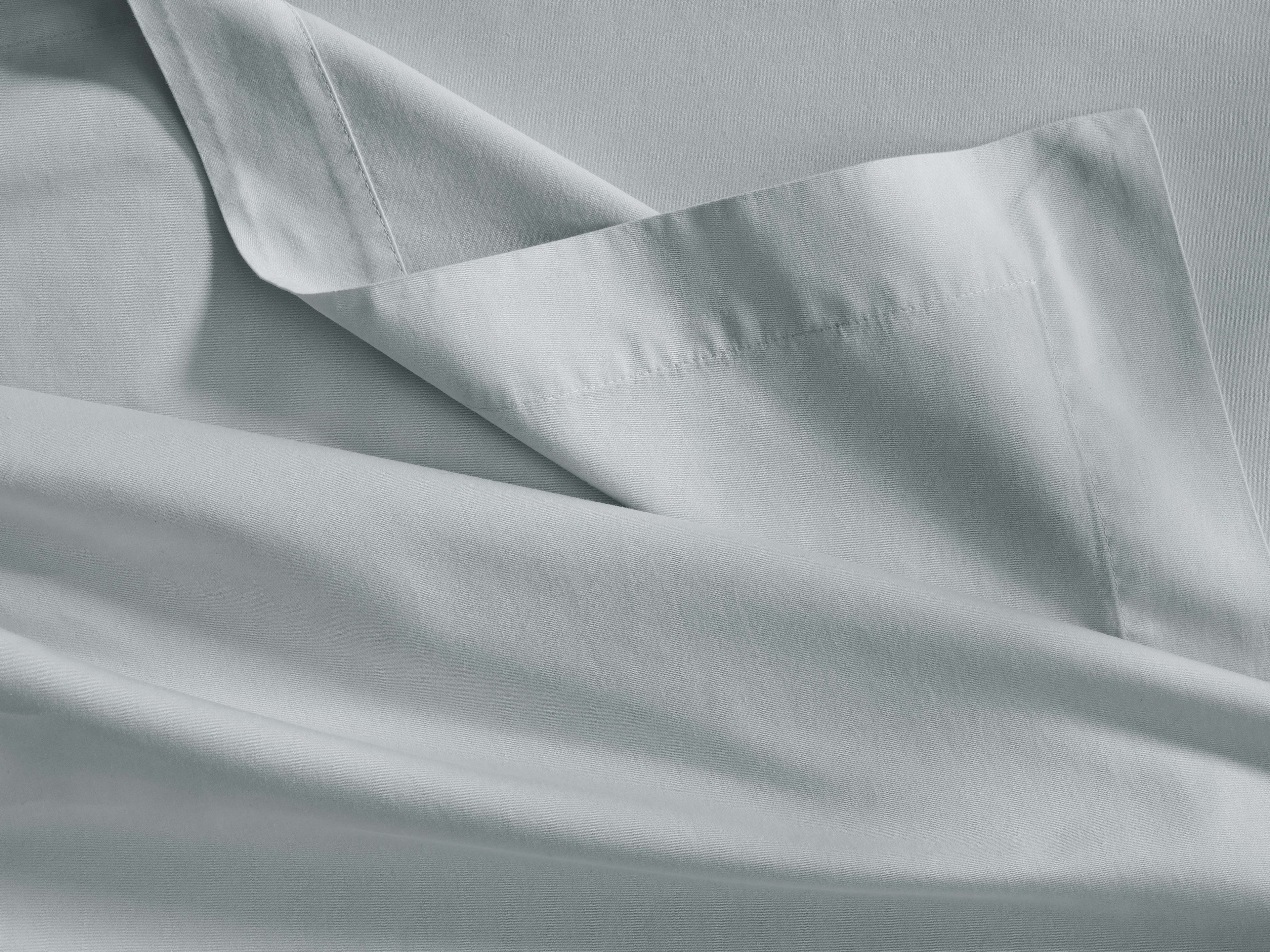 Italian Garment-Dyed Sateen Flat Sheet in Sky