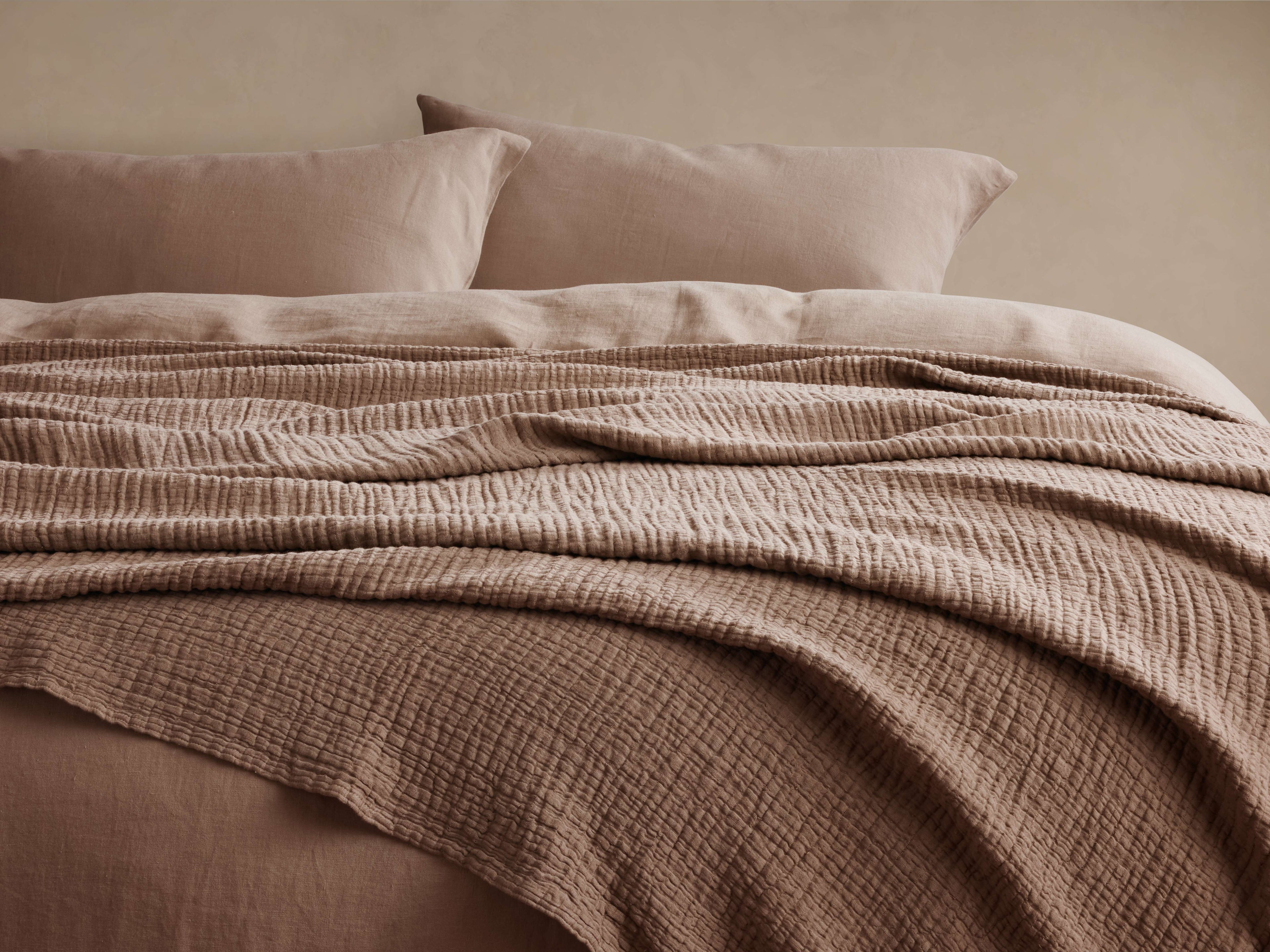 Zehra Linen Bed Blanket in Clay