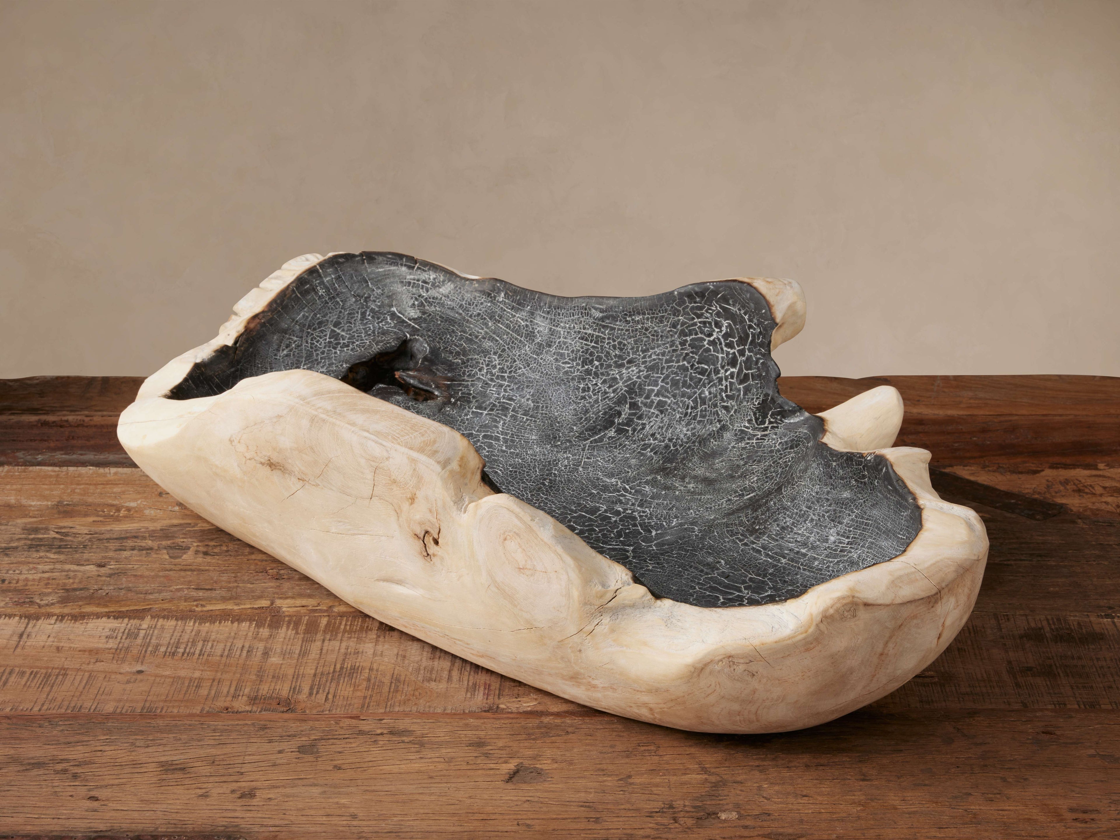 Vanora Bowl