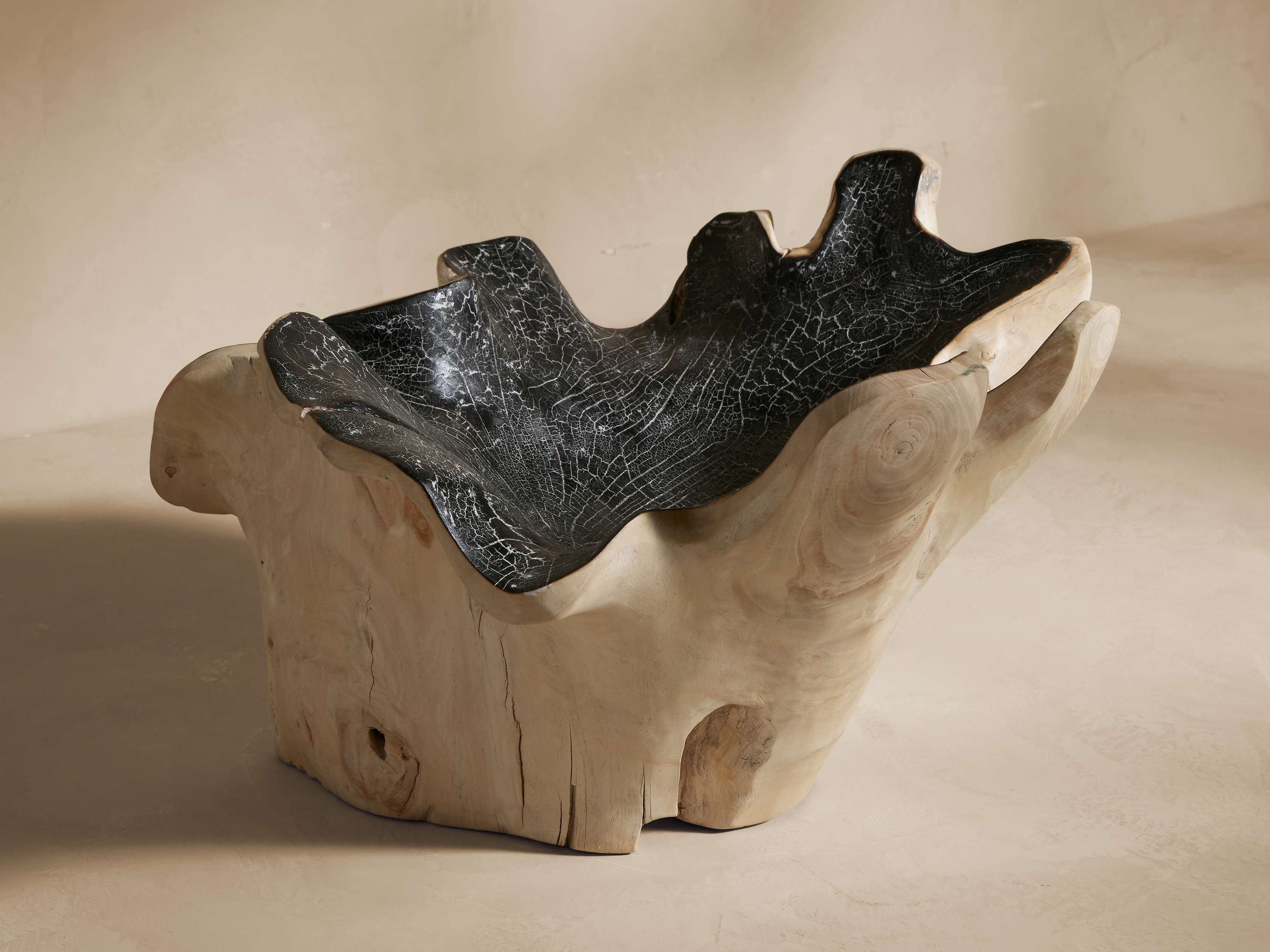 Vanora Curly Bowl