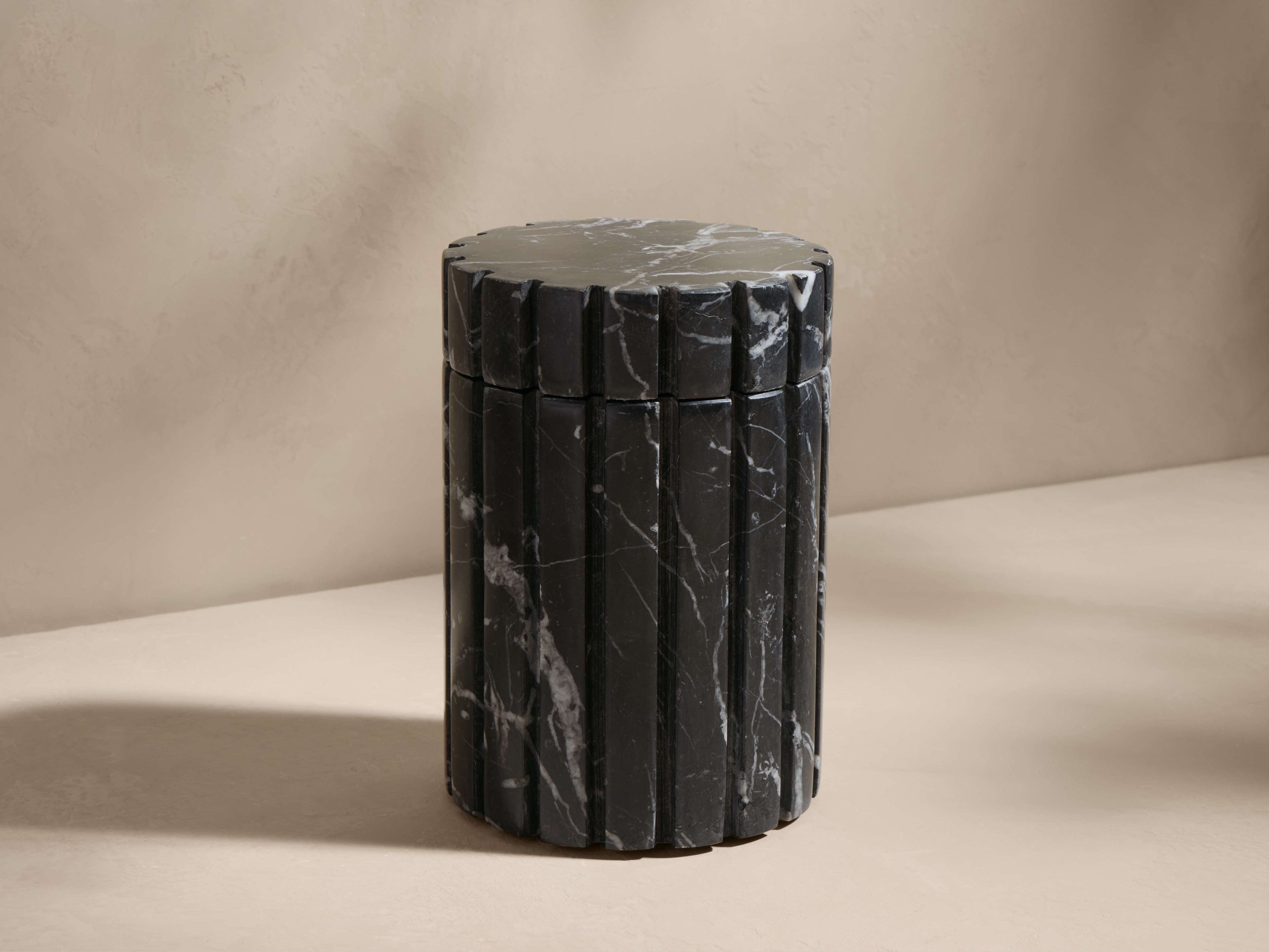 Aster Ribbed Jar in Black Marquina