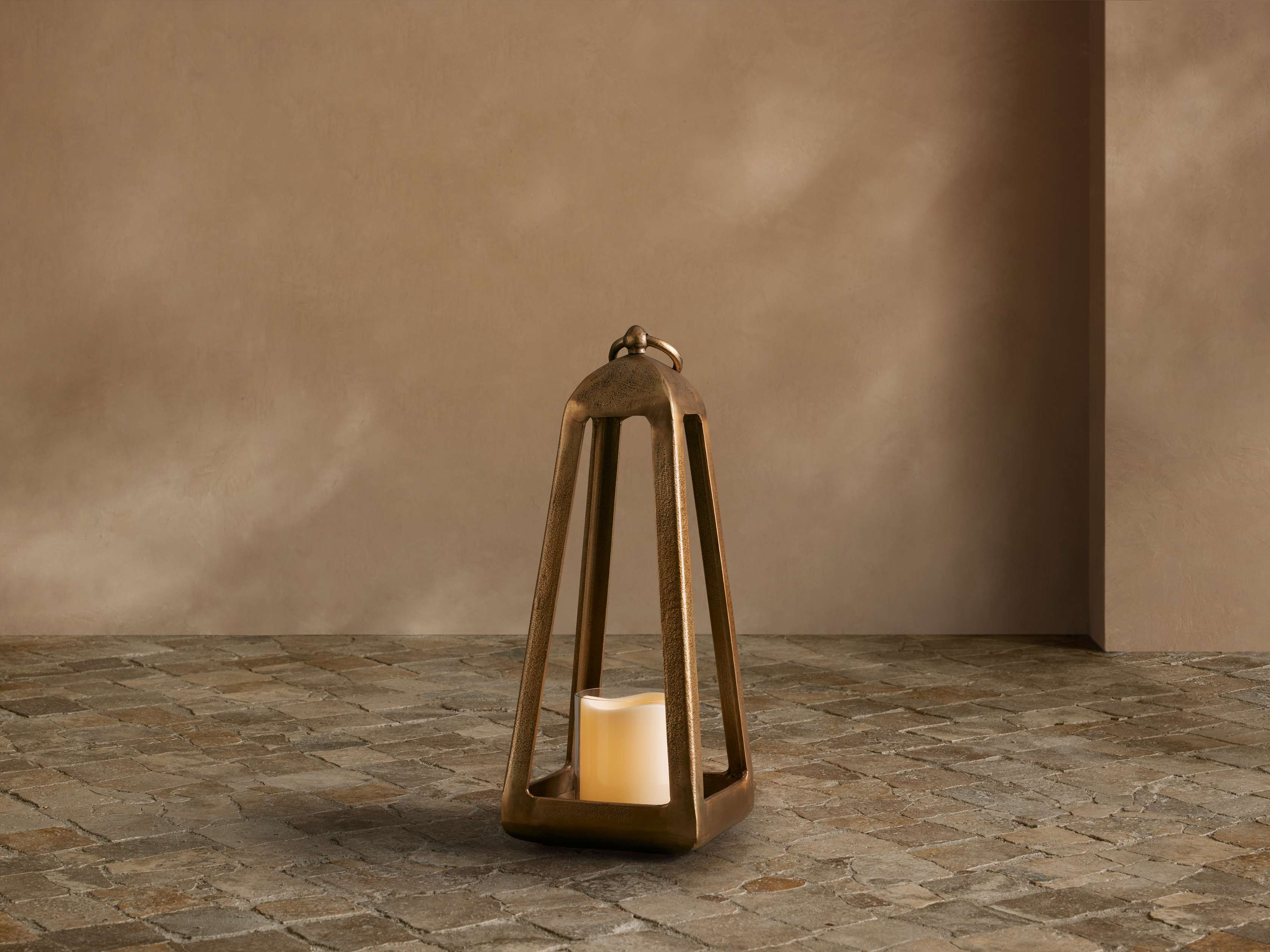 Arc Lantern