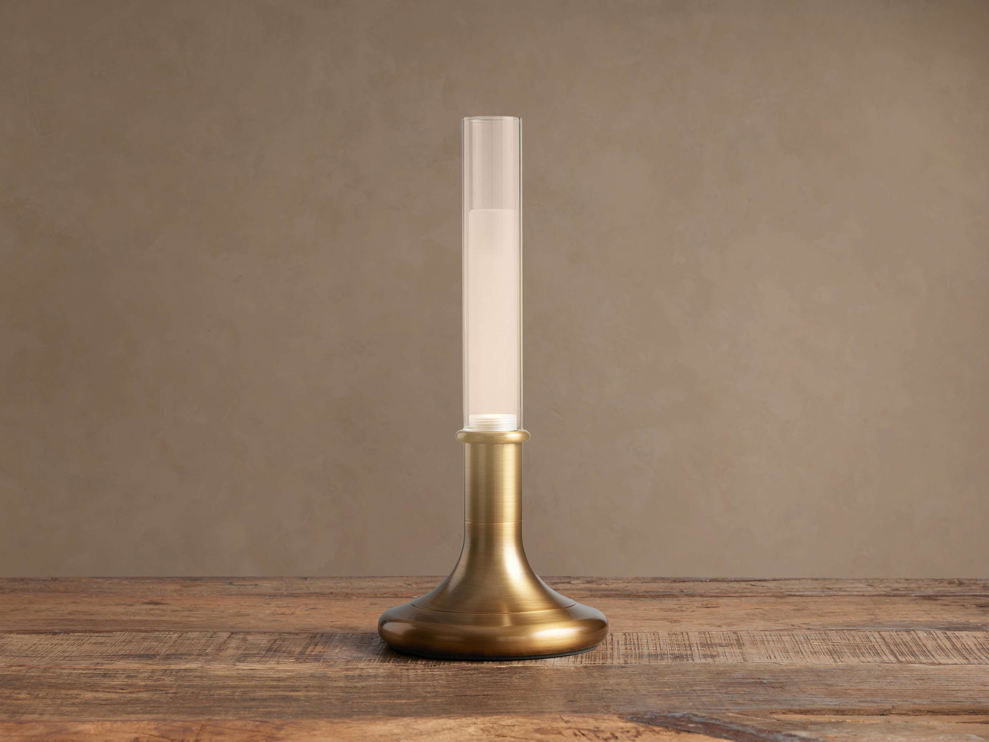 Luella Outdoor Rechargeable Lamp