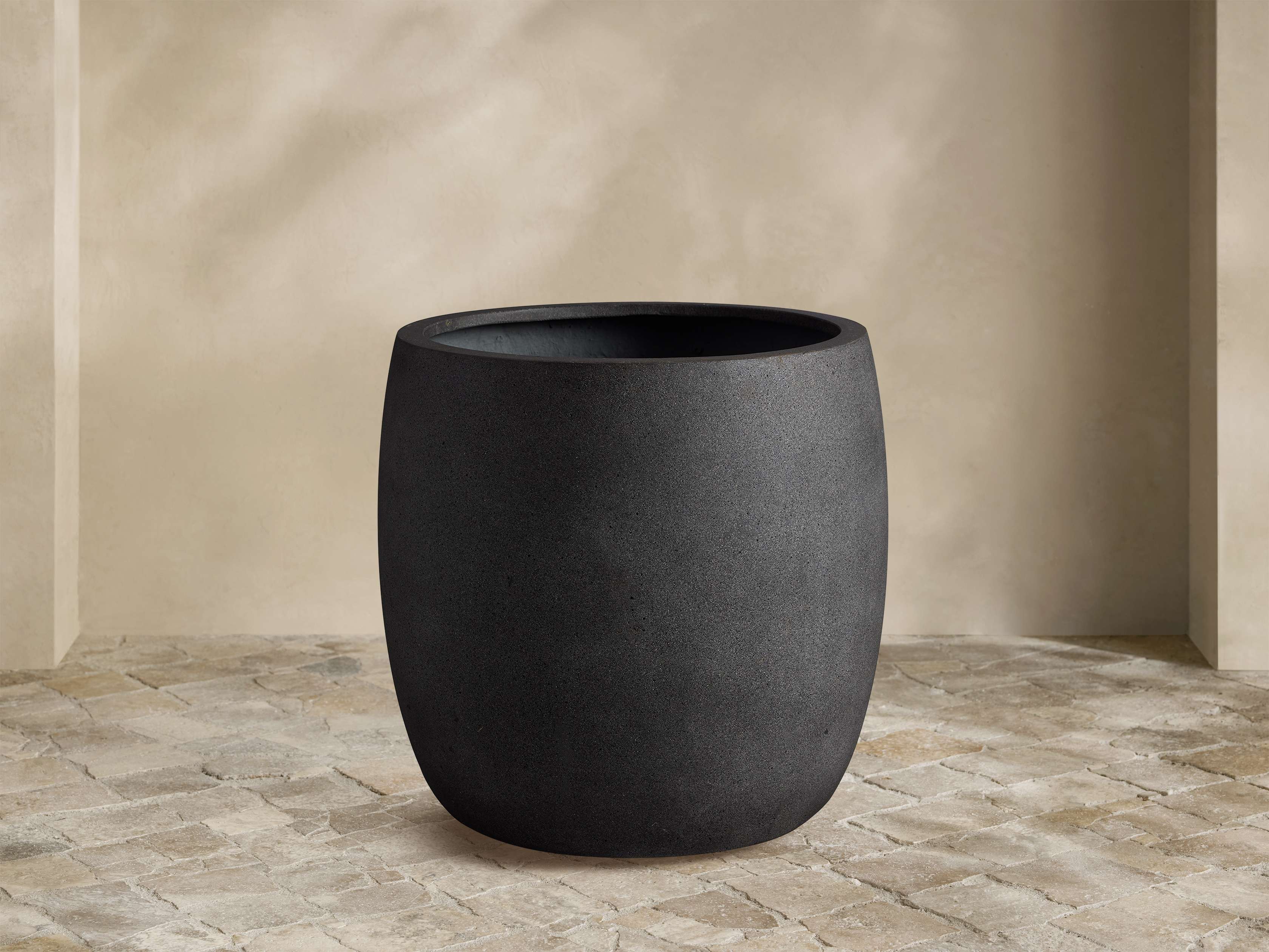 Ojai Outdoor Planter