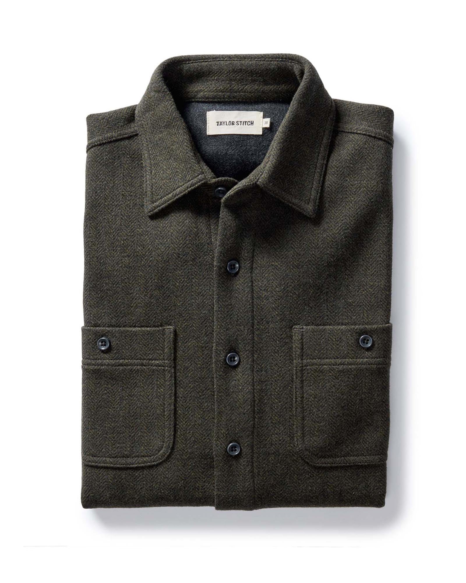 The Coastline Knit Shirt in Heather Army