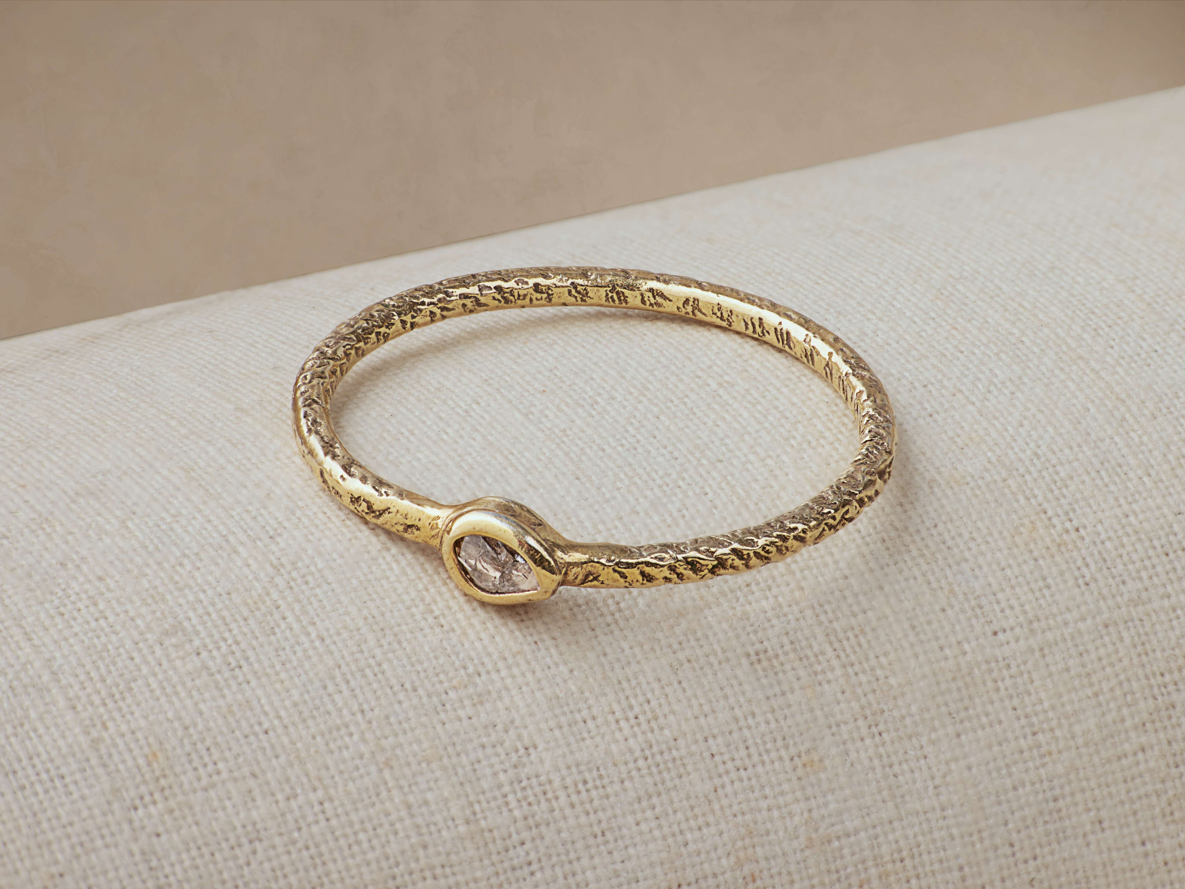 Alvita Single Ring