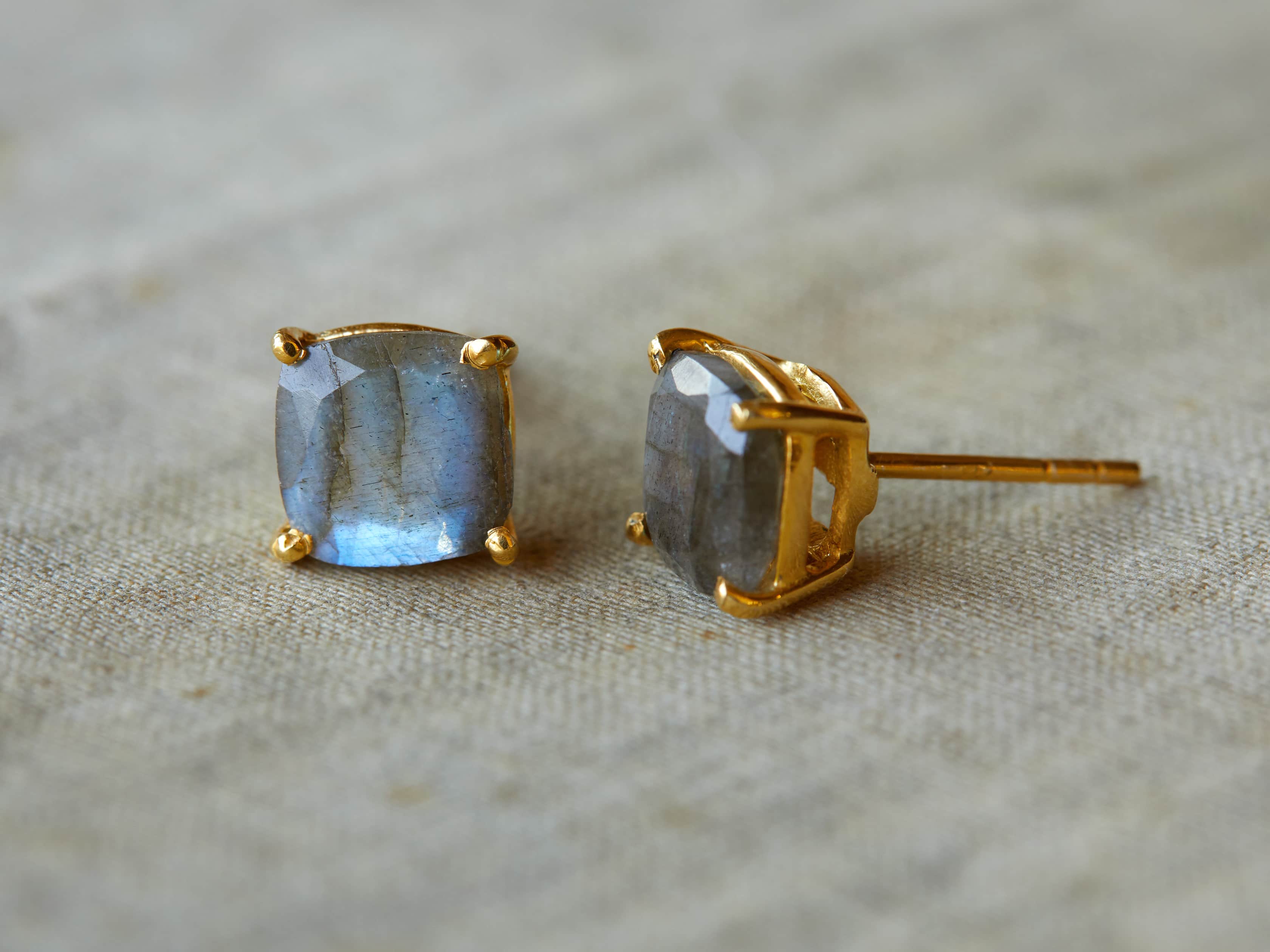 Celisa Stud Earrings